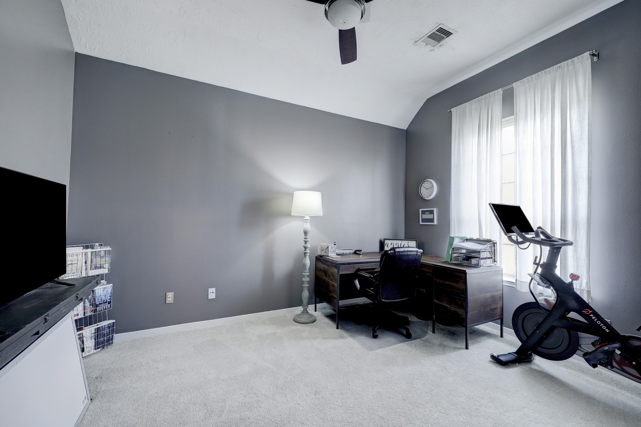 3323 Masters Point Drive, Houston, TX 77091