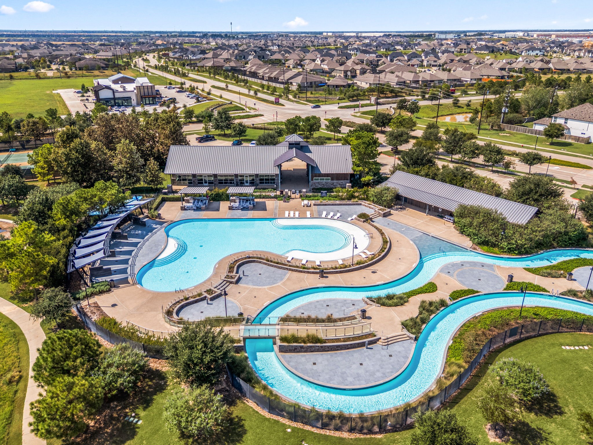 Nearby neighborhood amenities, lazy river, resort pool, fitness center, splash pad