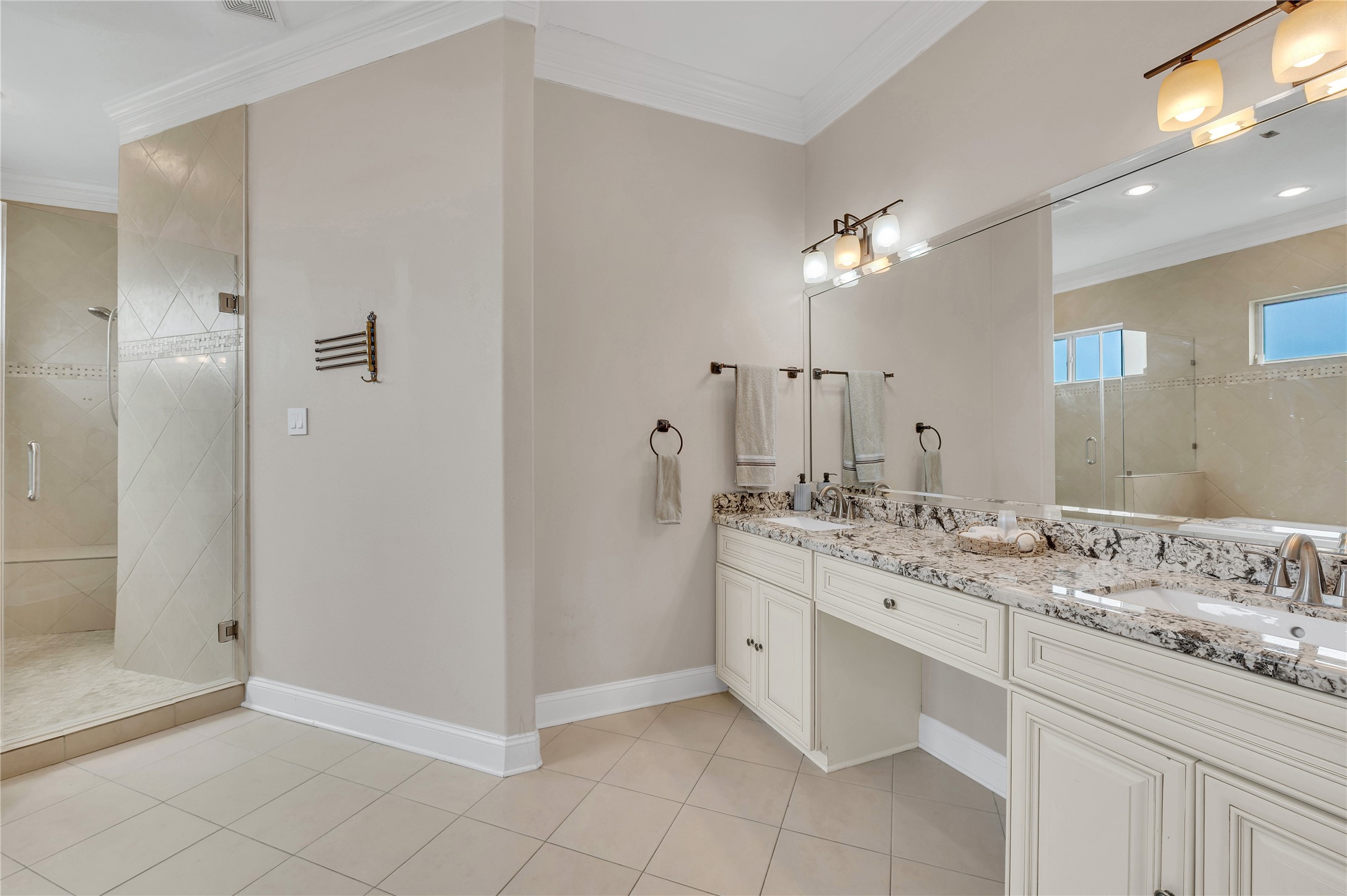 615 29th Street, San Leon, TX 77539