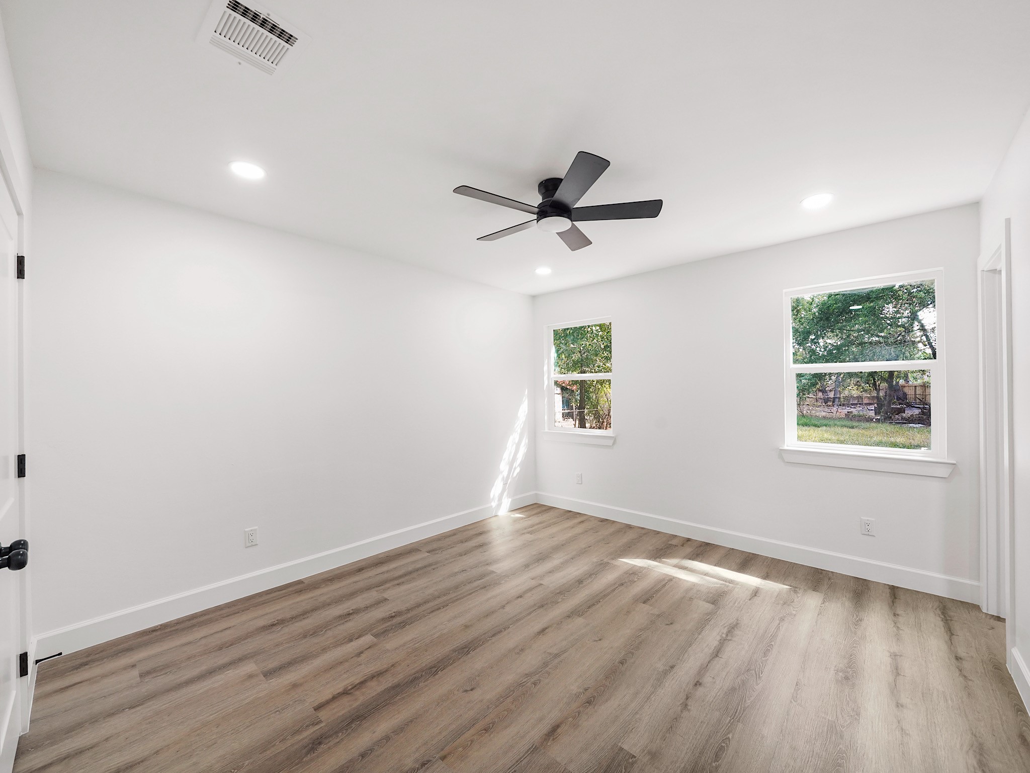 1619 Bearle Street, Pasadena, TX 77506
