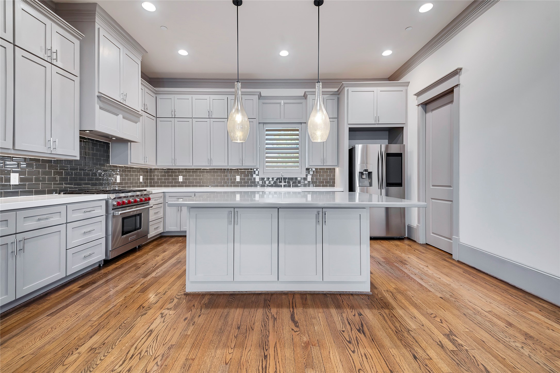 4019 Driscoll Street, Houston, TX 77098 4019 Driscoll Street, Houston, TX 77098
