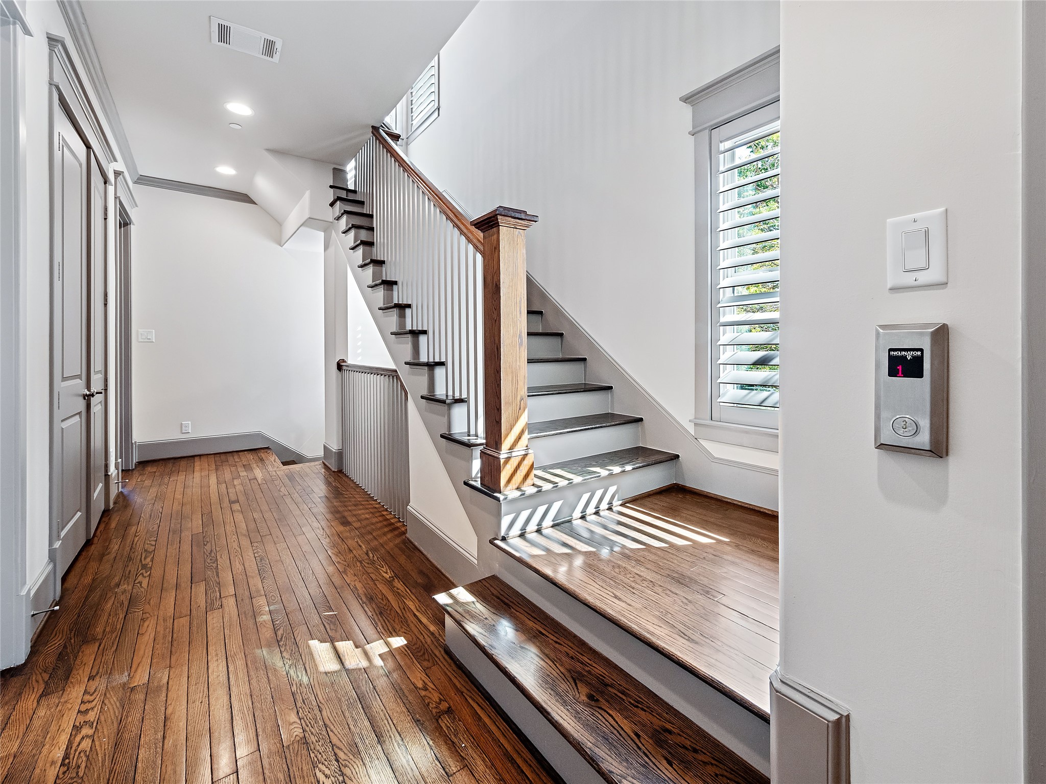 4019 Driscoll Street, Houston, TX 77098