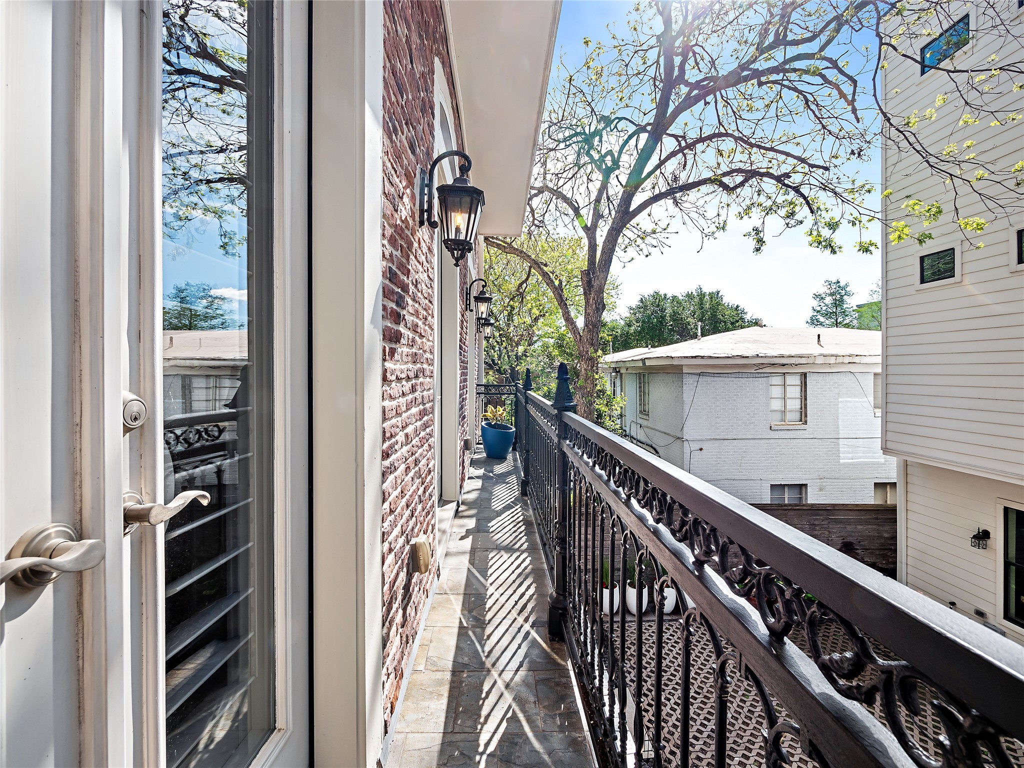 4019 Driscoll Street, Houston, TX 77098