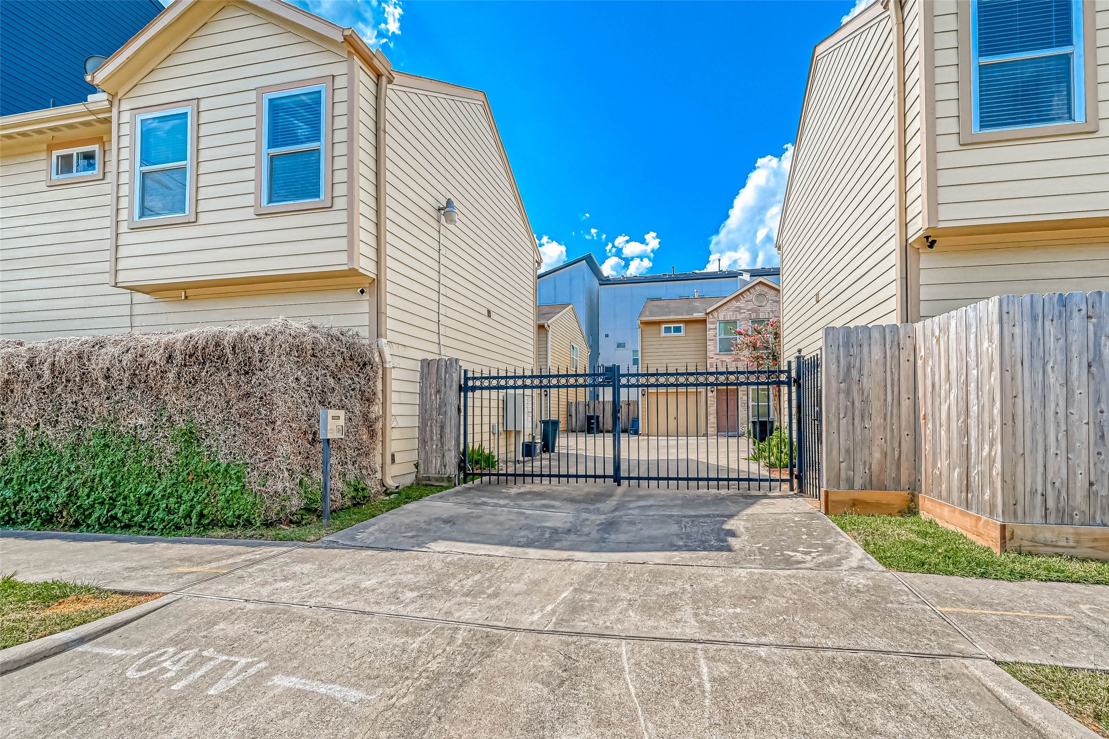 3204 Cline Street, #D, Houston, TX 77020 3204 Cline Street, #D, Houston, TX 77020