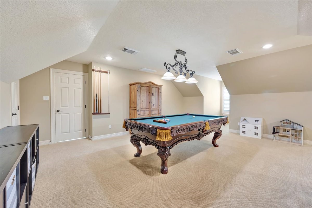 51 Deerwood Court, Lake Jackson, TX 77566
