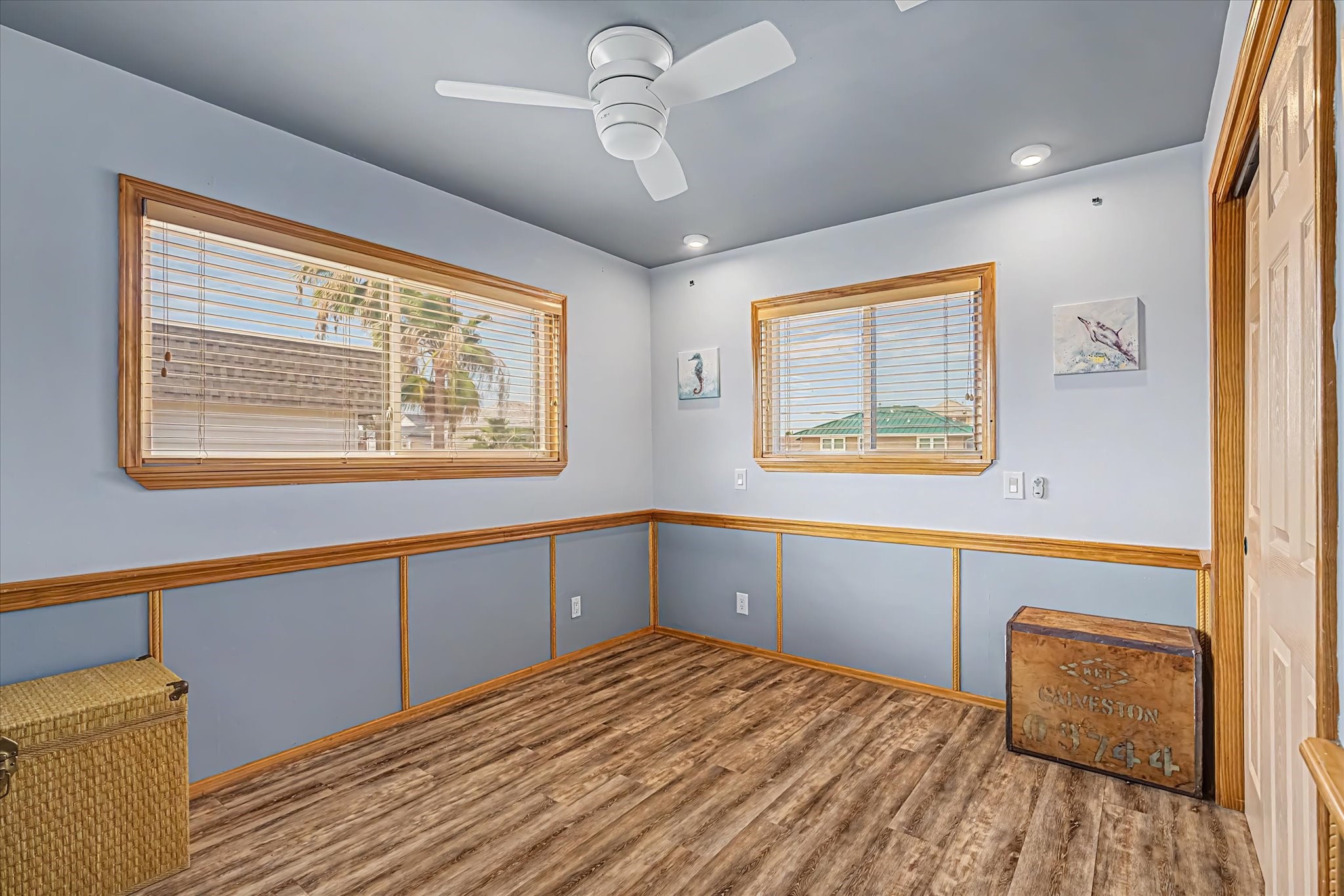 400 Ling, Bayou Vista, TX 77563