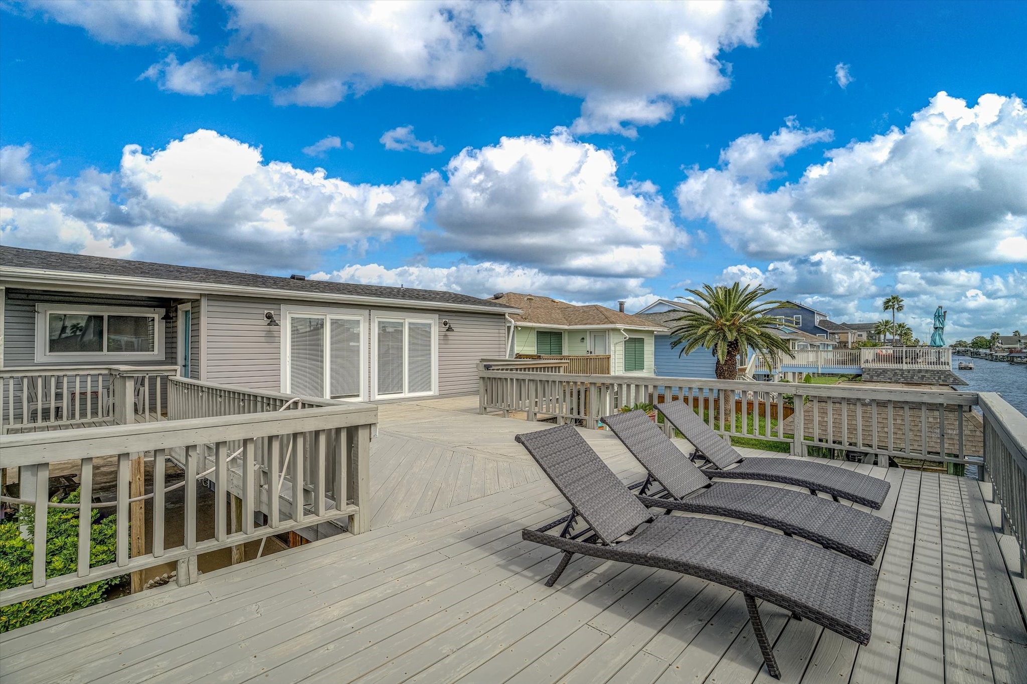 400 Ling, Bayou Vista, TX 77563