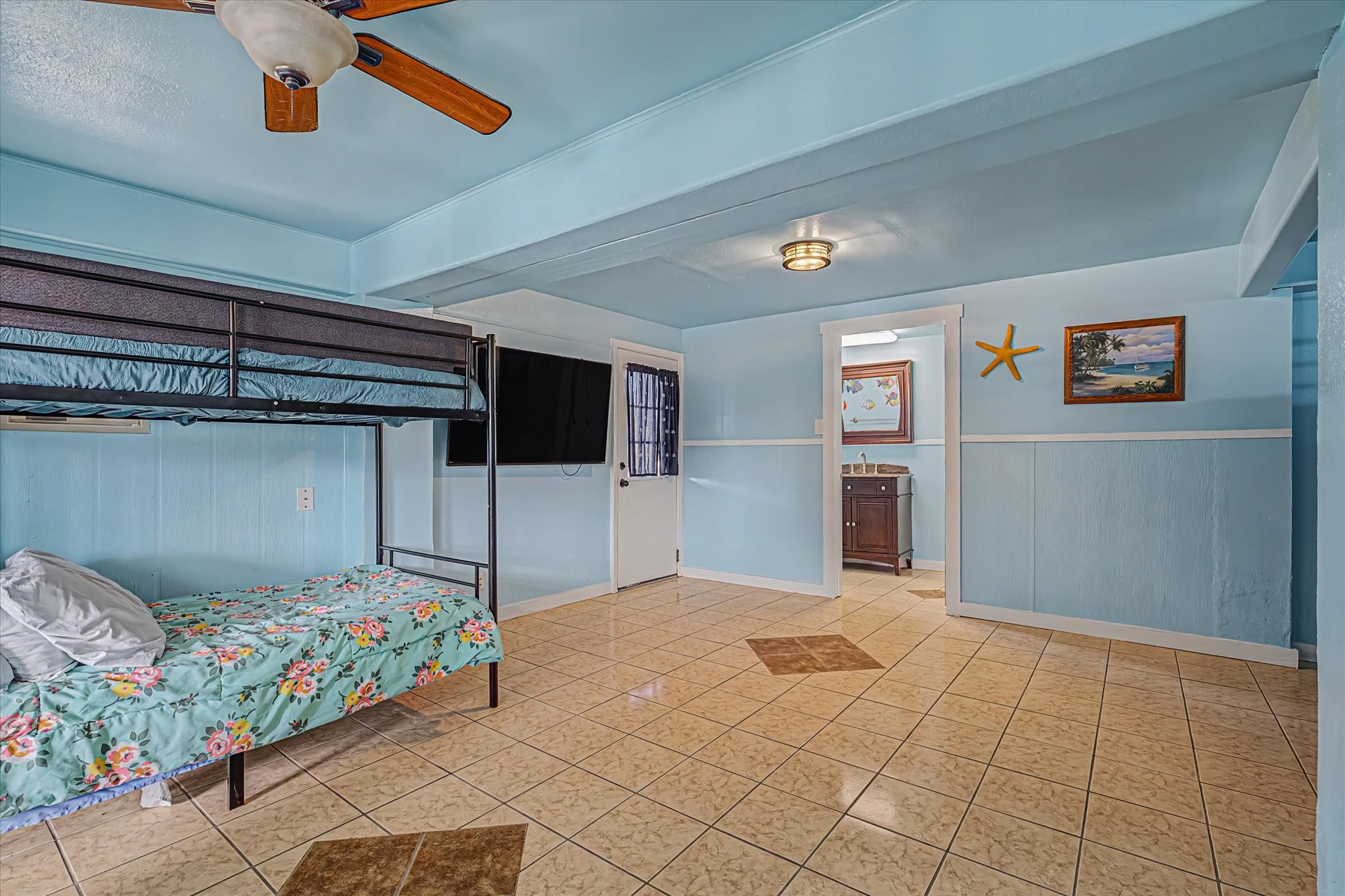 400 Ling, Bayou Vista, TX 77563
