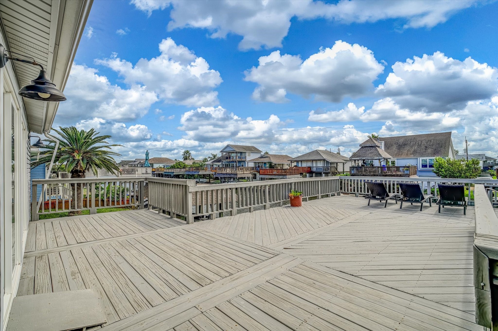 400 Ling, Bayou Vista, TX 77563