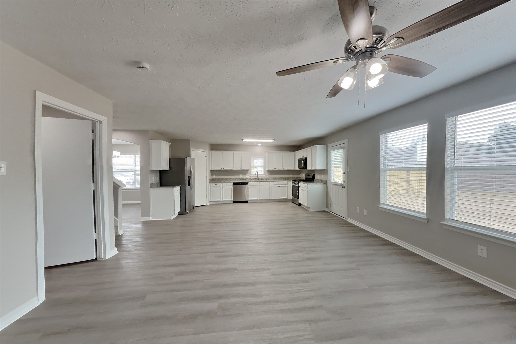 21442 Forest Colony Drive, Porter, TX 77365