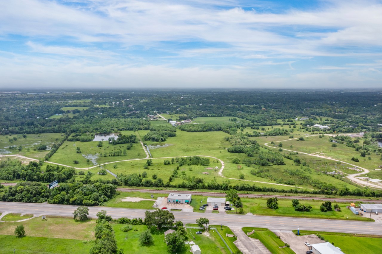 10935 Highway 6, Hitchcock, TX 77510 10935 Highway 6, Hitchcock, TX 77510
