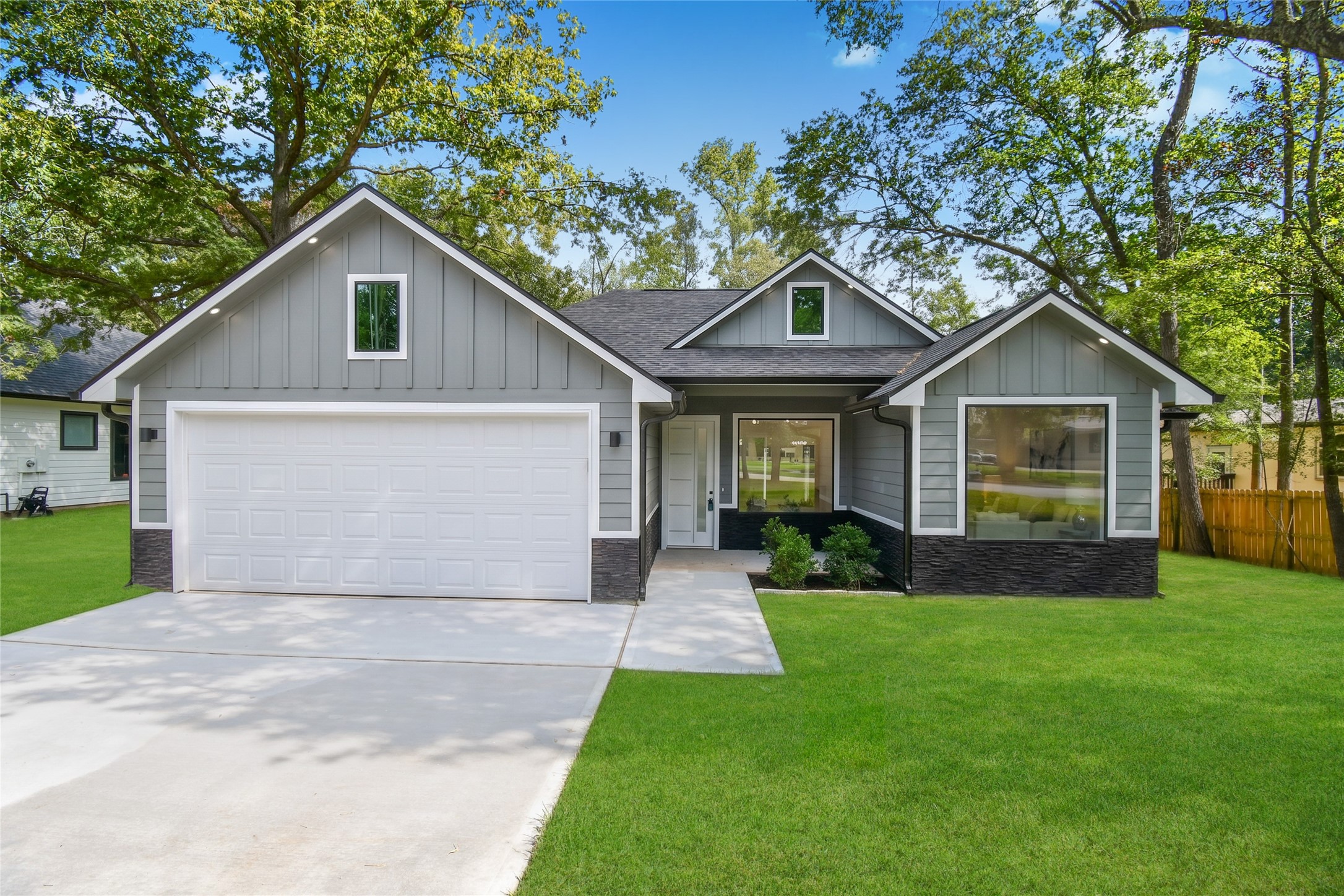 3575 Roy Bean Road, Willis, TX 77378 3575 Roy Bean Road, Willis, TX 77378