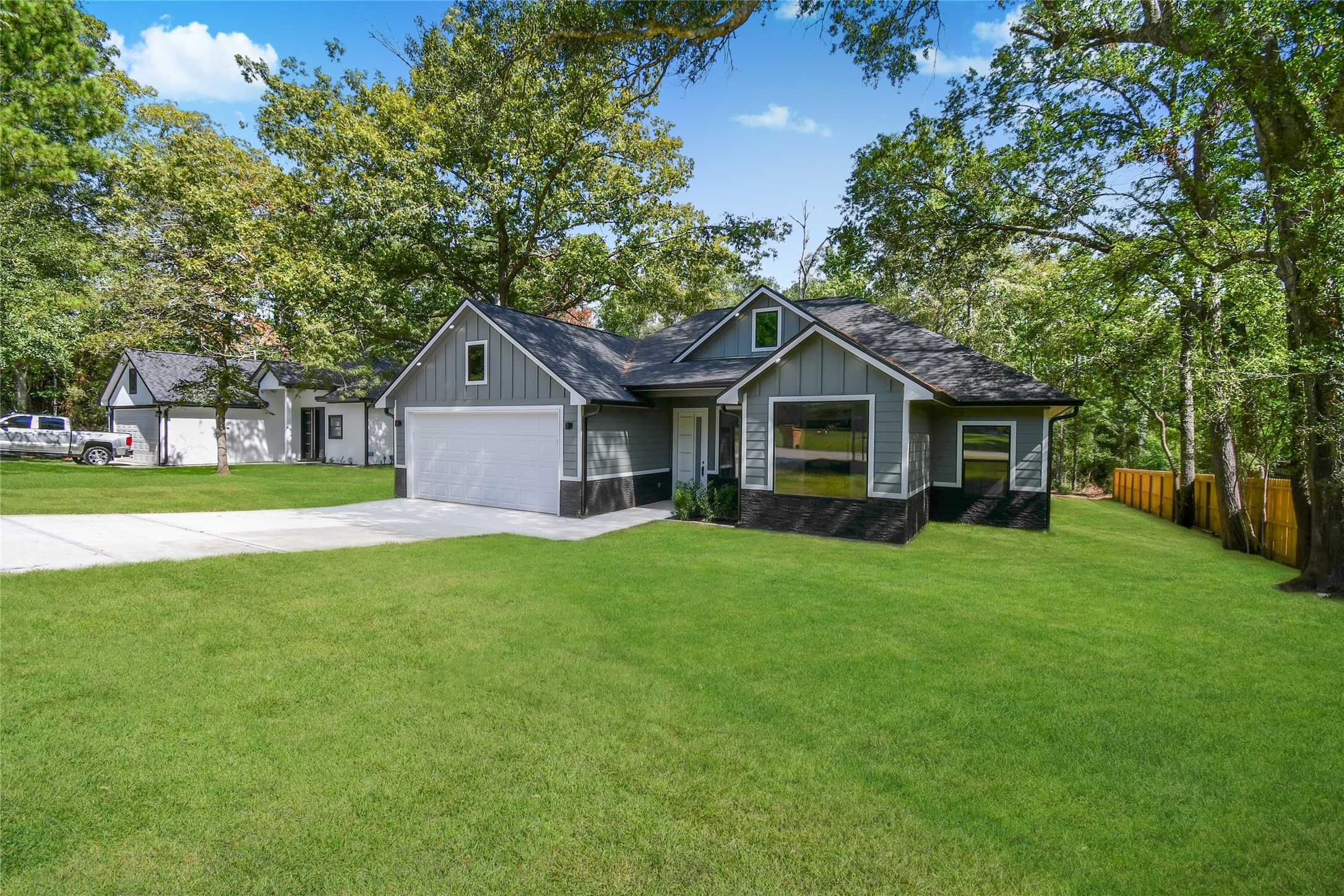 3575 Roy Bean Road, Willis, TX 77378 3575 Roy Bean Road, Willis, TX 77378