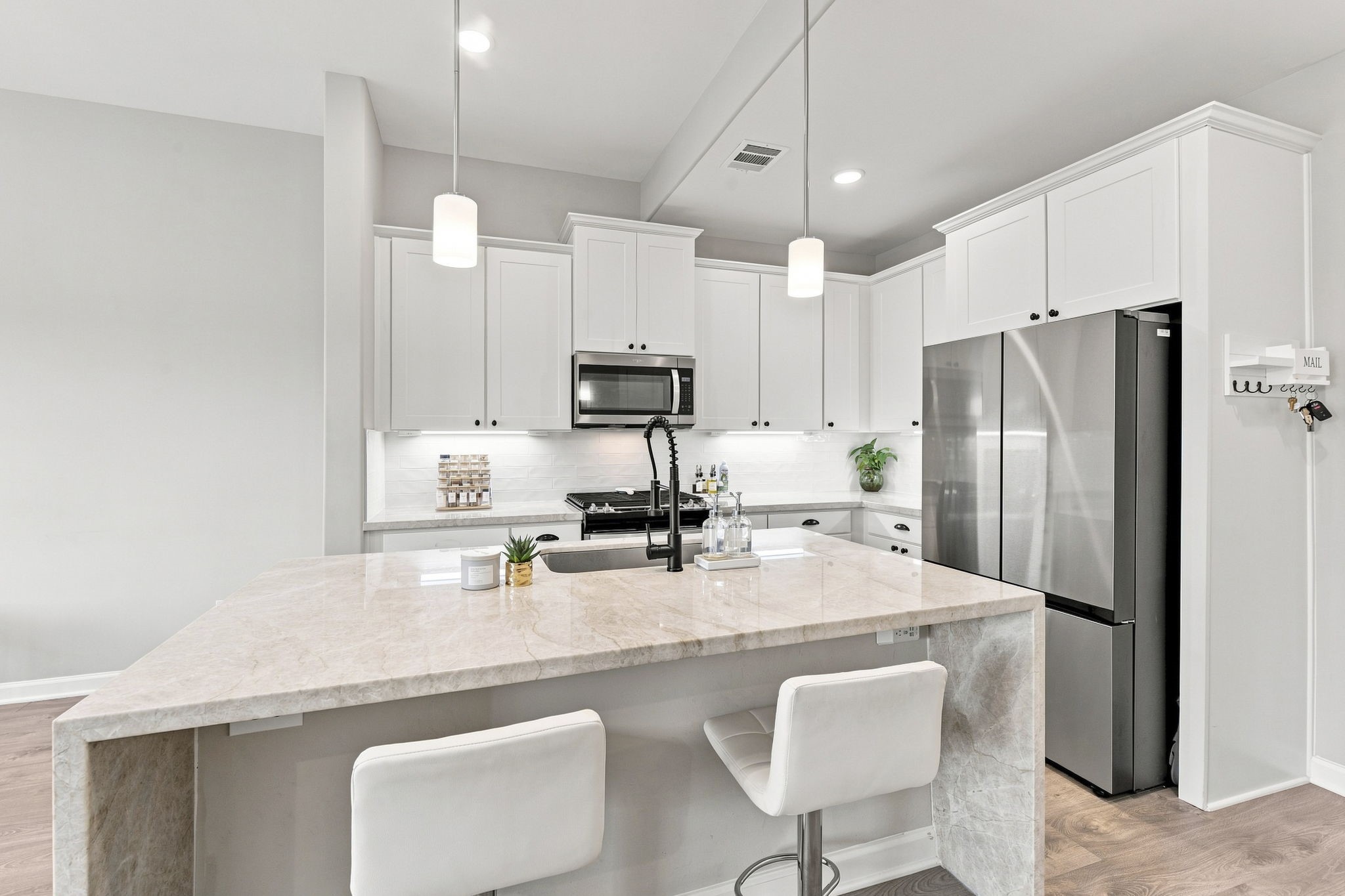 6020 T C Jester Boulevard, Houston, TX 77091