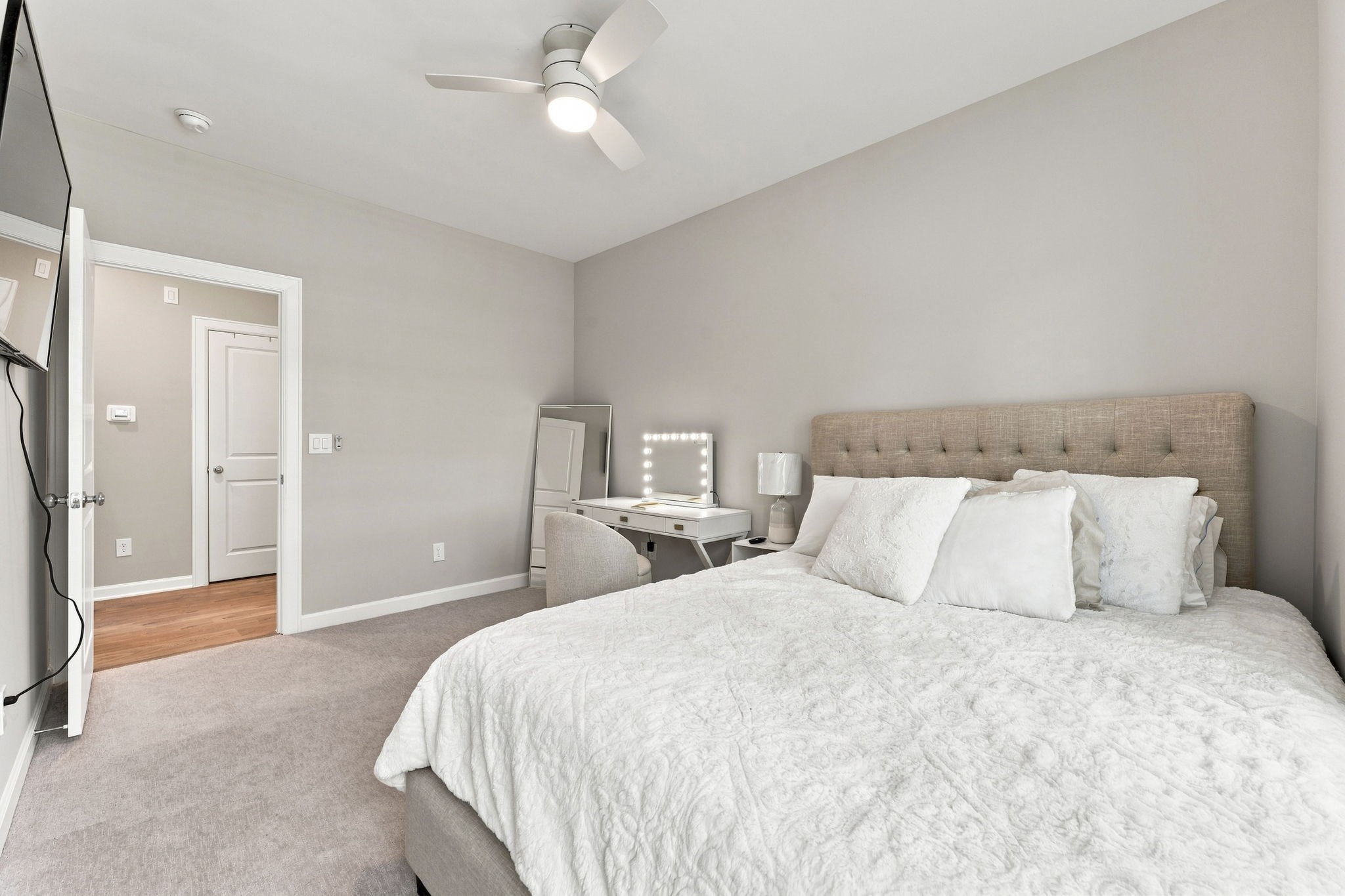 6020 T C Jester Boulevard, Houston, TX 77091