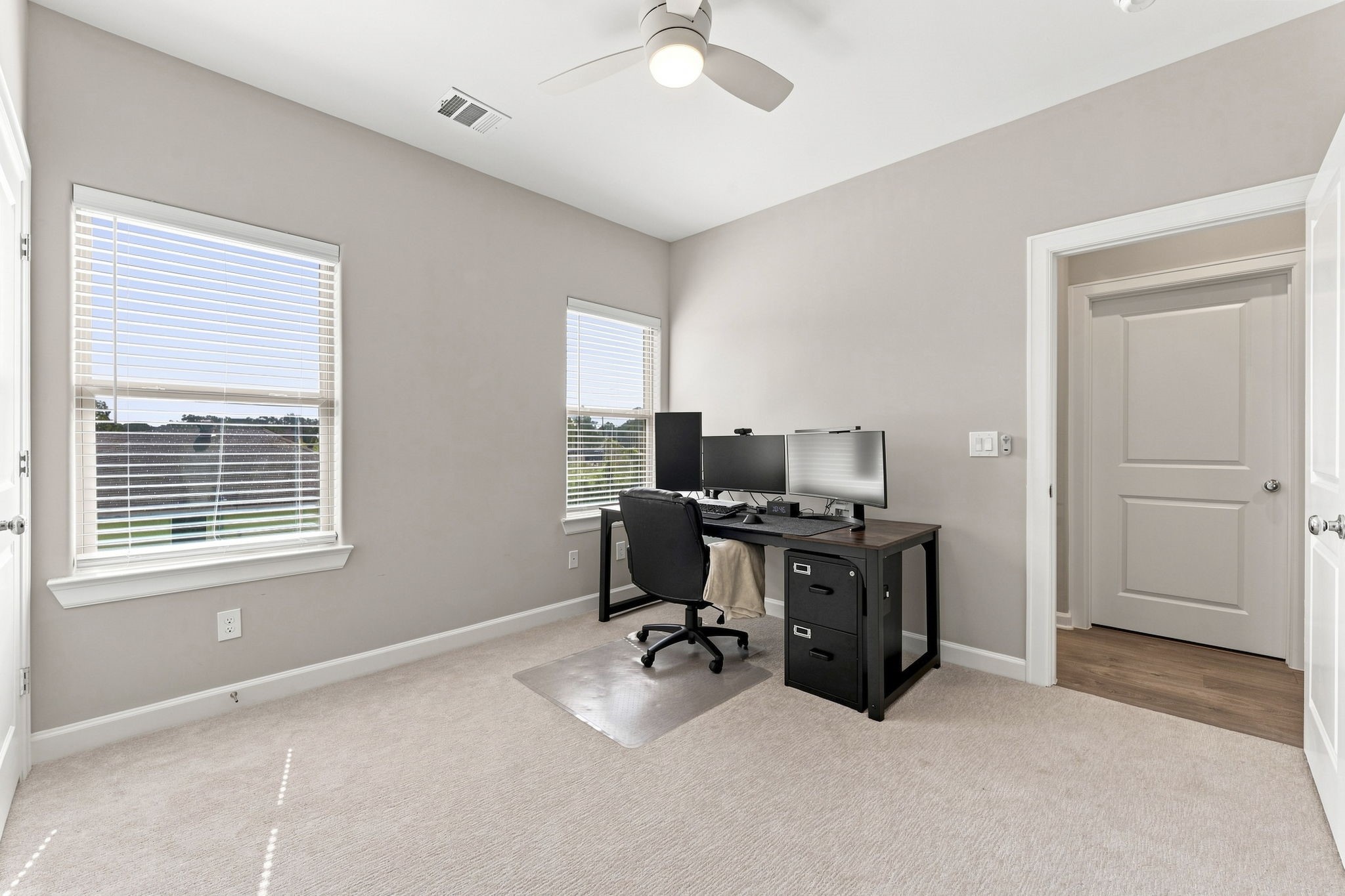6020 T C Jester Boulevard, Houston, TX 77091