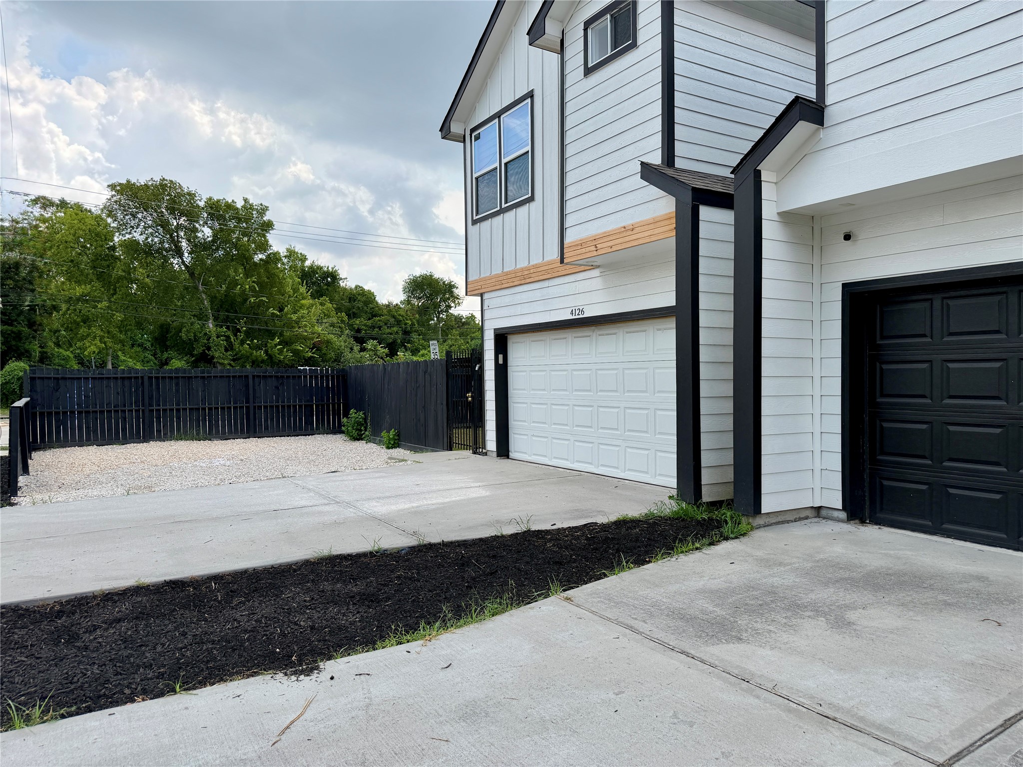 4126 Dorchester Street, Houston, TX 77016 4126 Dorchester Street, Houston, TX 77016