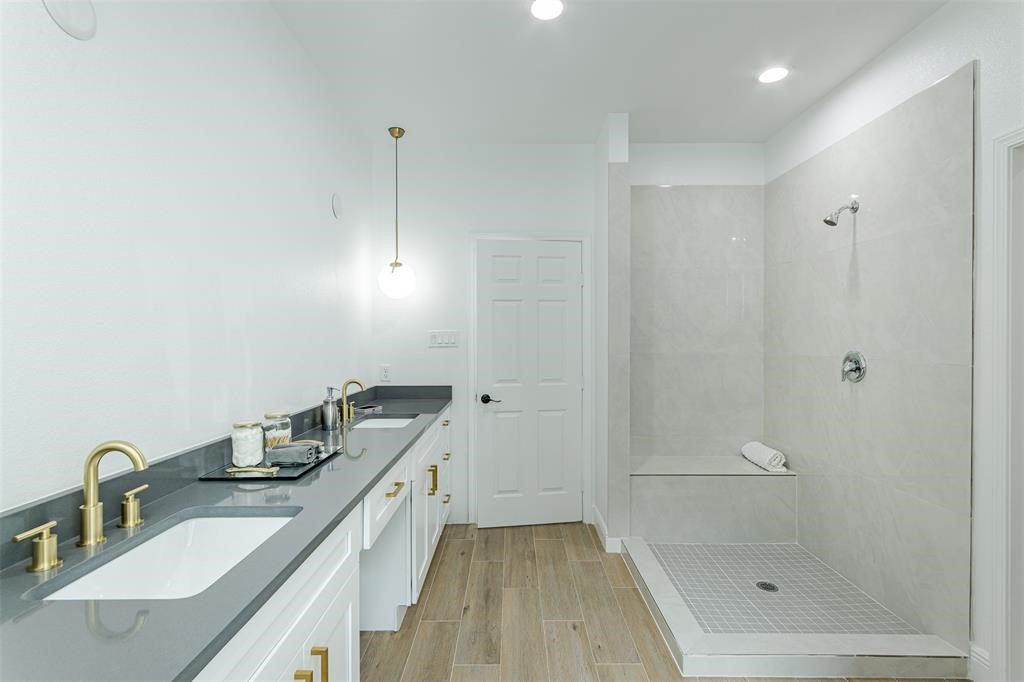 4126 Dorchester Street, Houston, TX 77016