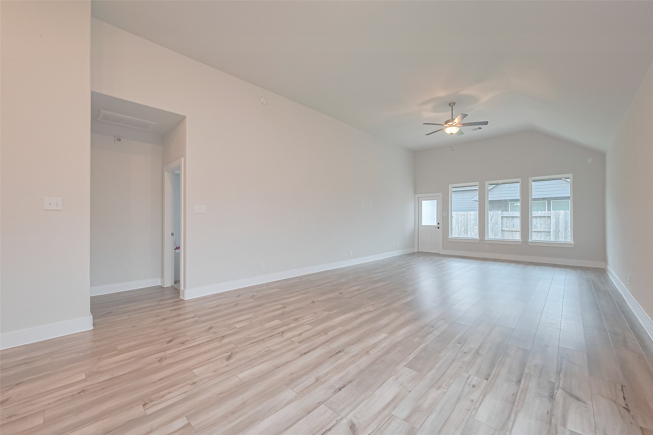 200 Catalina Cove Drive, Katy, TX 77493