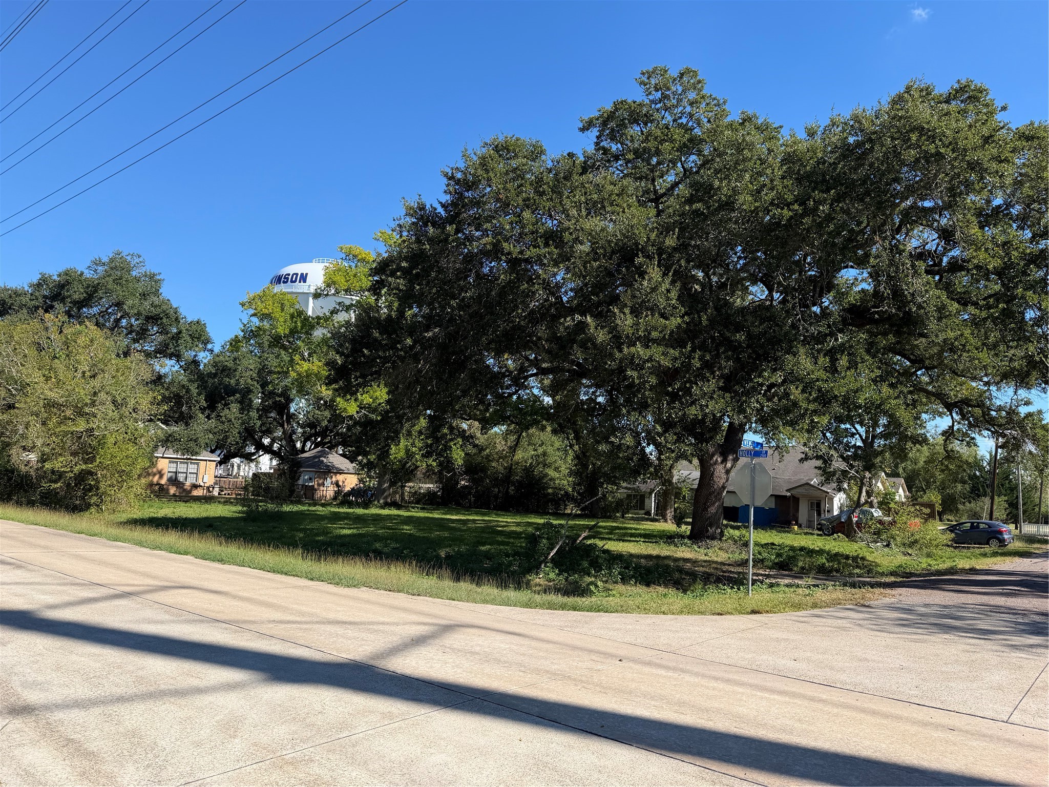 Your Opportunity Starts Here!

A wonderful opportunity to own 12,960 sq. ft. of residential land in Dickinson. Public utilities are available, with new connections and meters required.