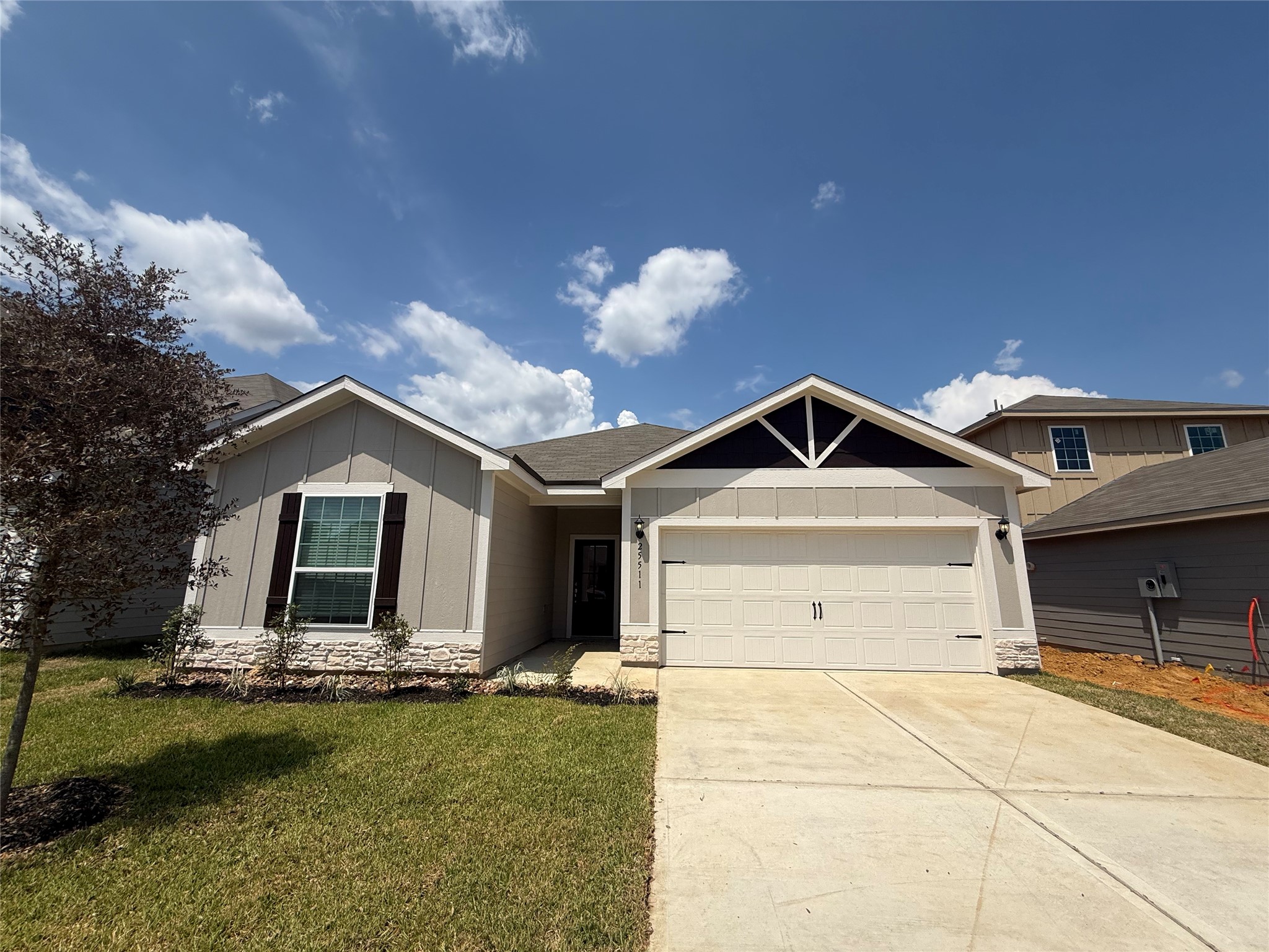 25511 Blooming Hazel Drive, Houston, TX 77328 25511 Blooming Hazel Drive, Houston, TX 77328