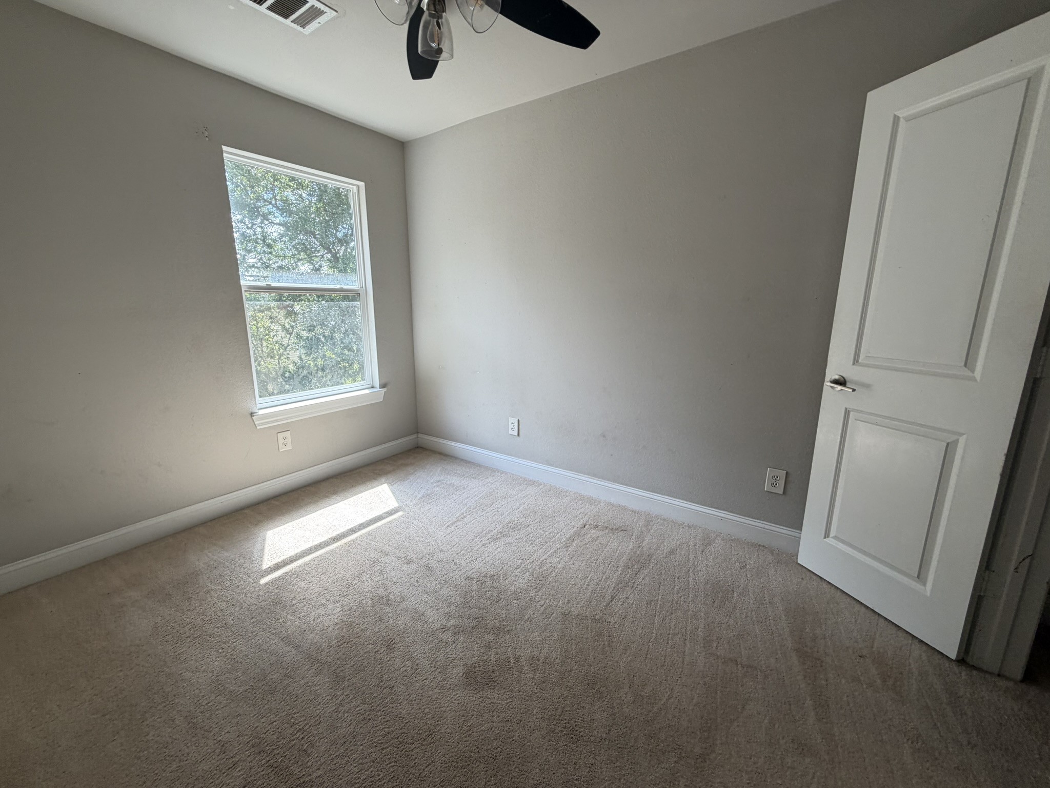 1004 Bonnie Street, South Houston, TX 77587
