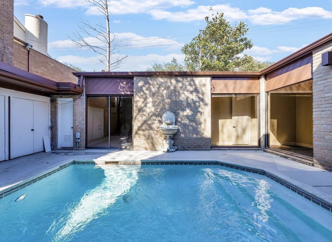 5600 San Felipe Street, #4, Houston, TX 77056 5600 San Felipe Street, #4, Houston, TX 77056