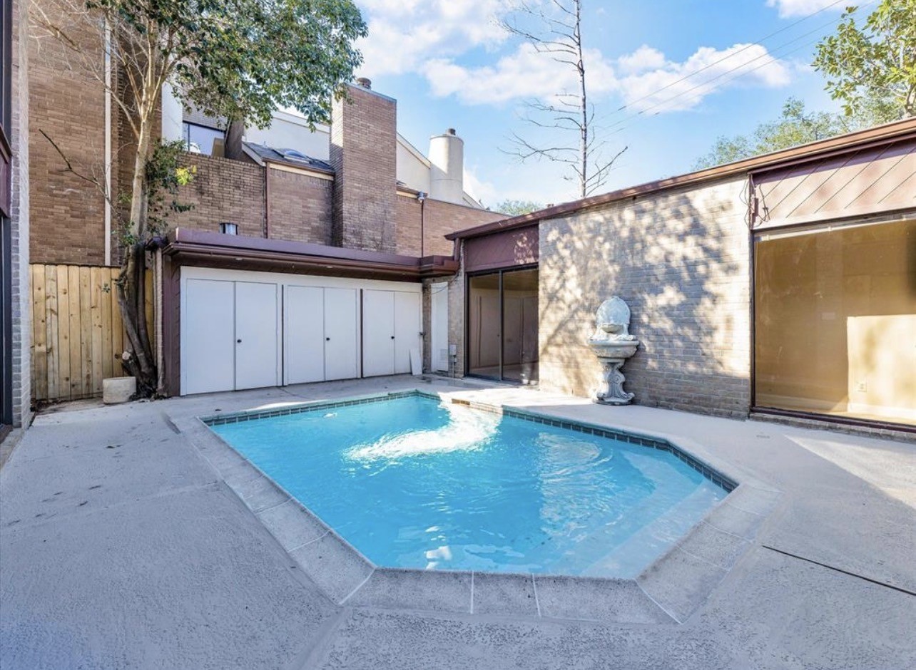 5600 San Felipe Street, #4, Houston, TX 77056 5600 San Felipe Street, #4, Houston, TX 77056