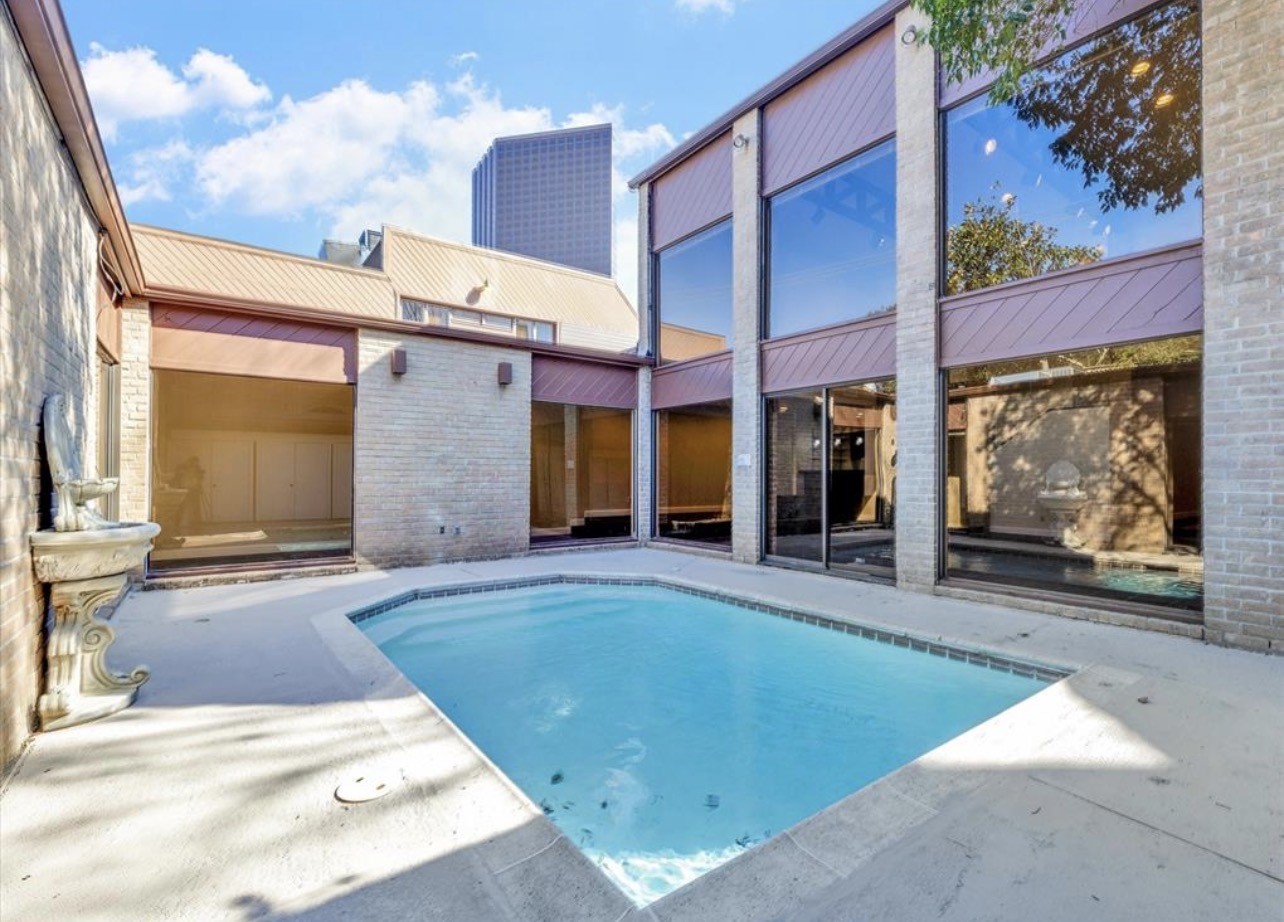 5600 San Felipe Street, #4, Houston, TX 77056 5600 San Felipe Street, #4, Houston, TX 77056