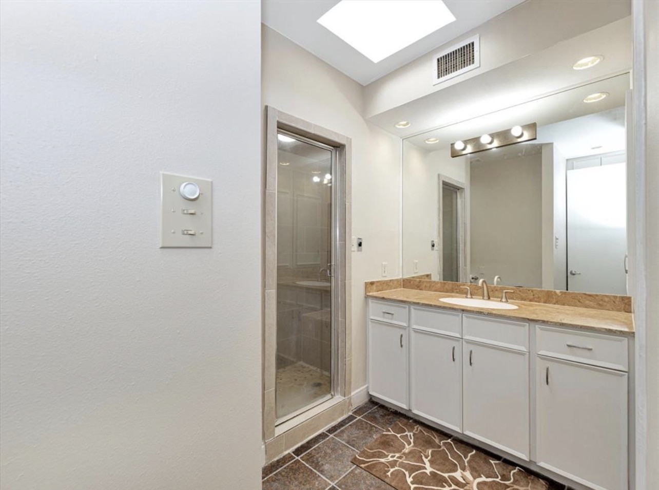 5600 San Felipe Street, #4, Houston, TX 77056