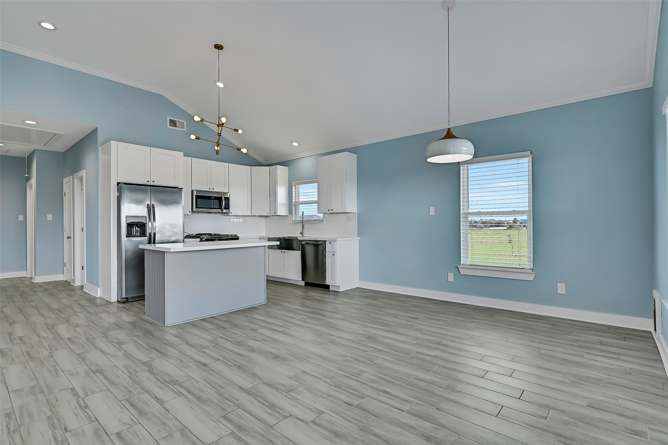 3911 Warrior Court, Galveston, TX 77554
