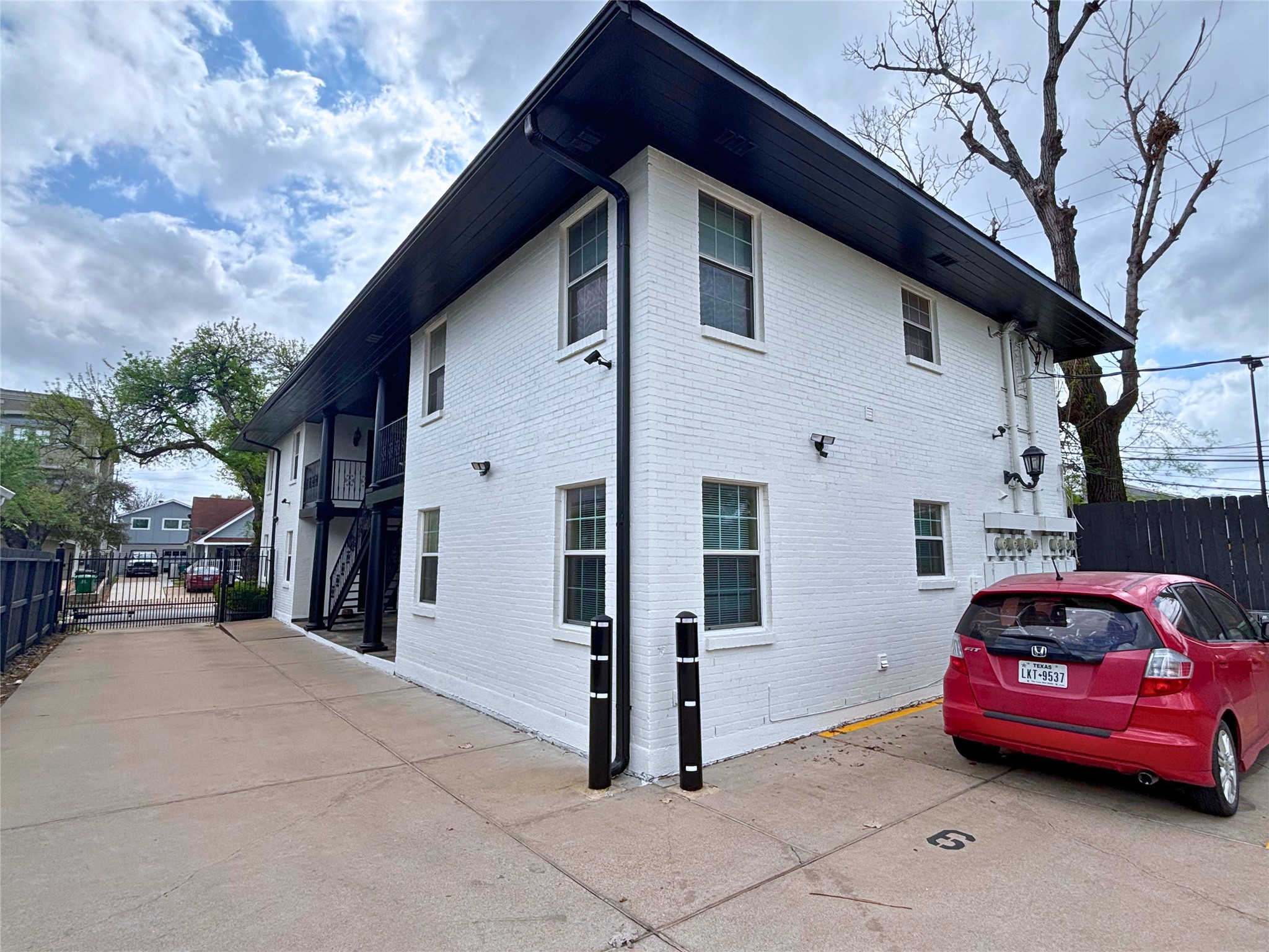2030 Portsmouth Street, #2, Houston, TX 77098