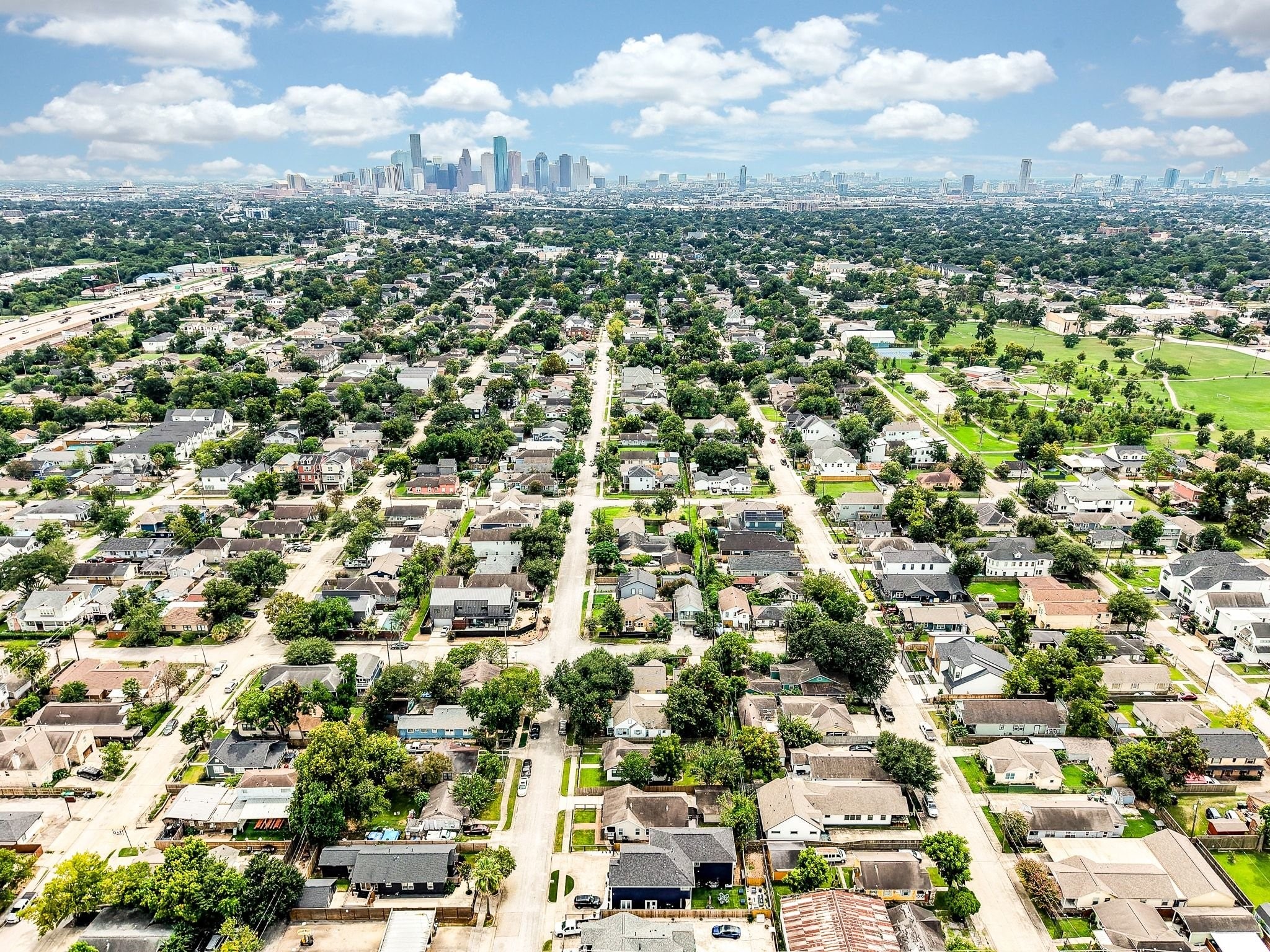 Walton street is minutes from downtown Houston!