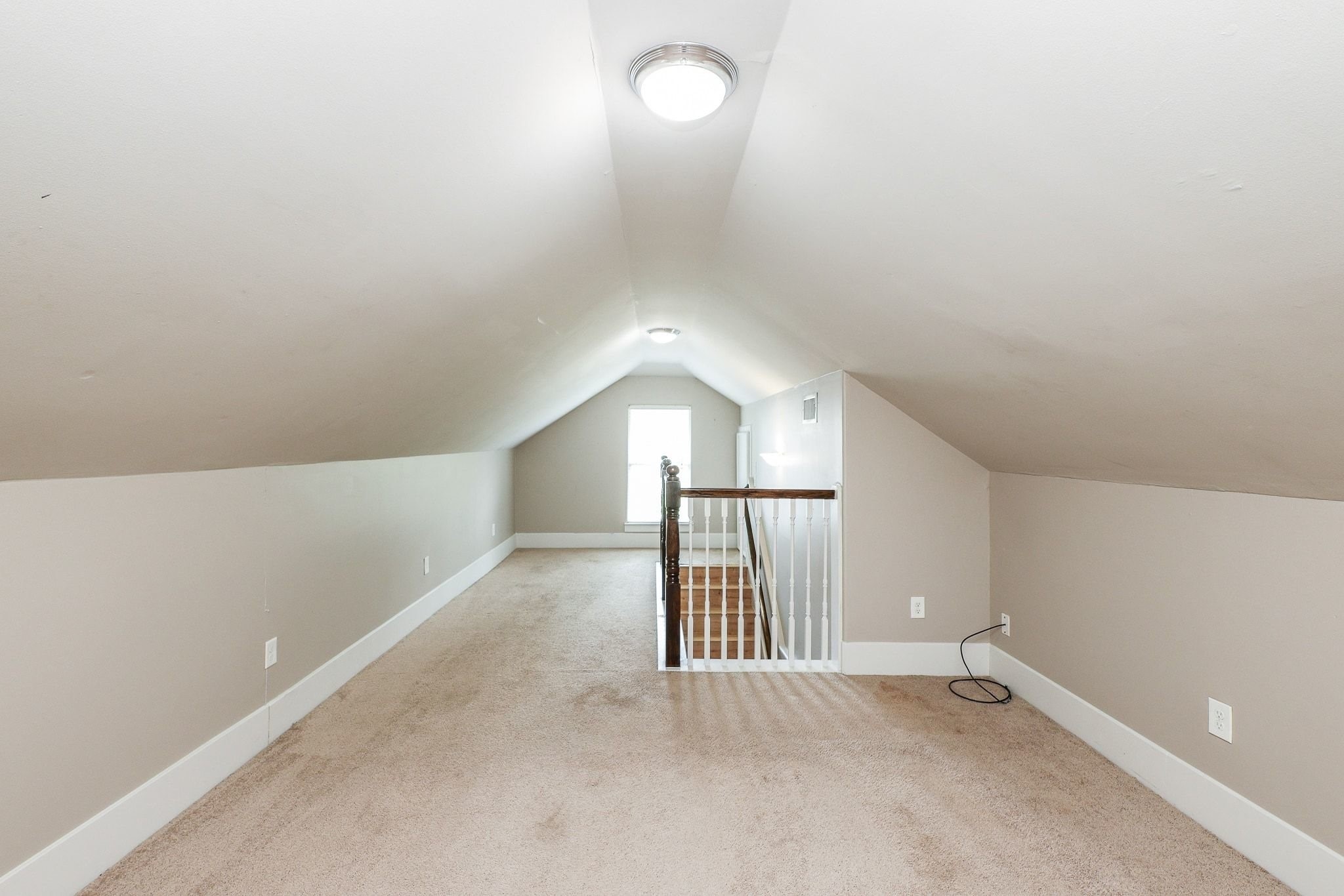 Let's head upstairs to check out the flex space!
