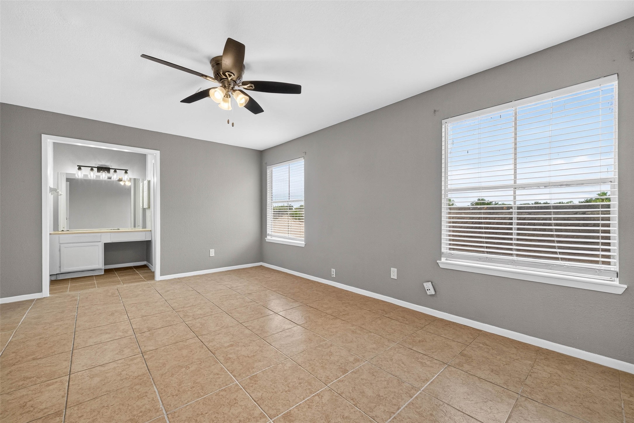10708 Bexley Drive, Houston, TX 77099