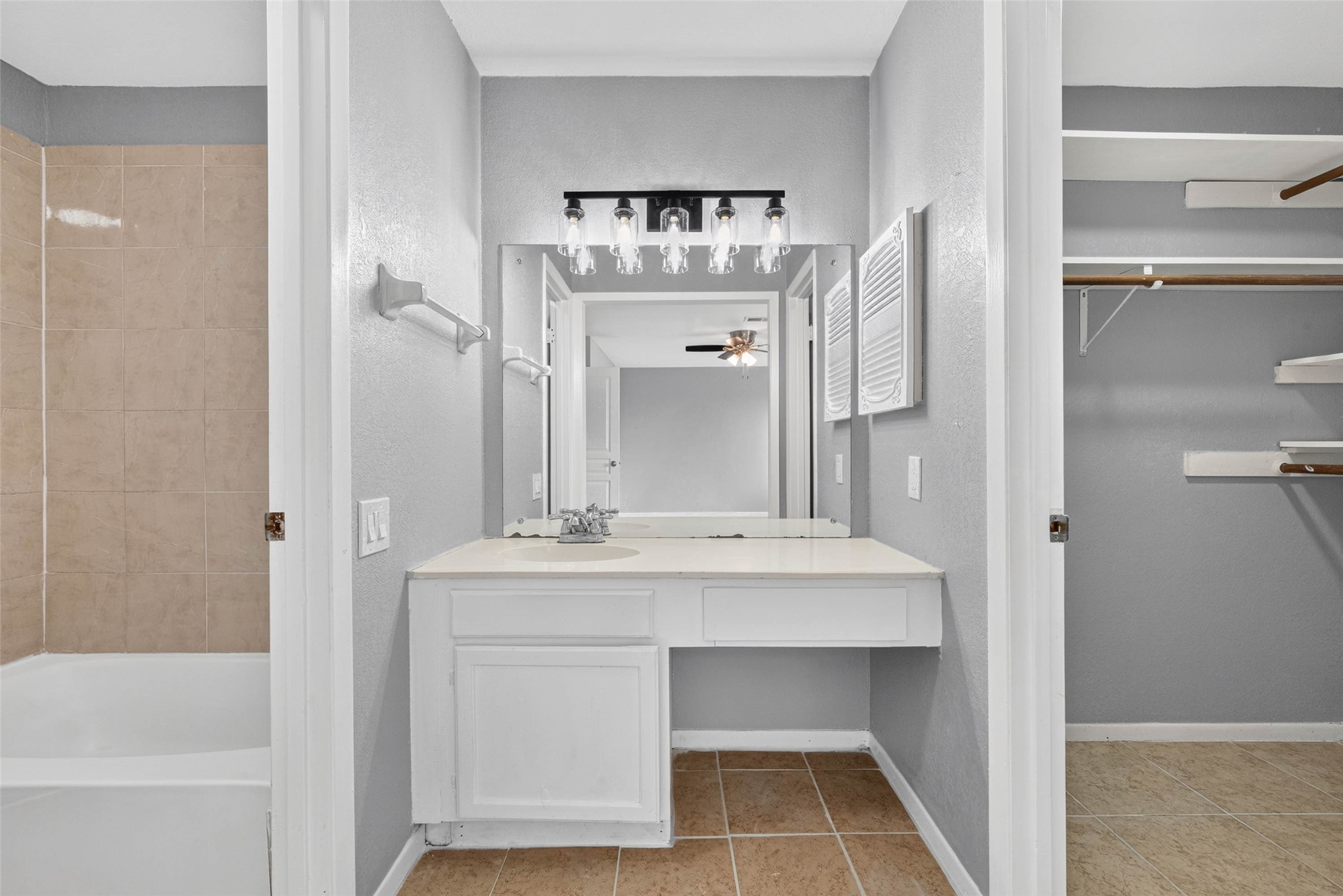 10708 Bexley Drive, Houston, TX 77099