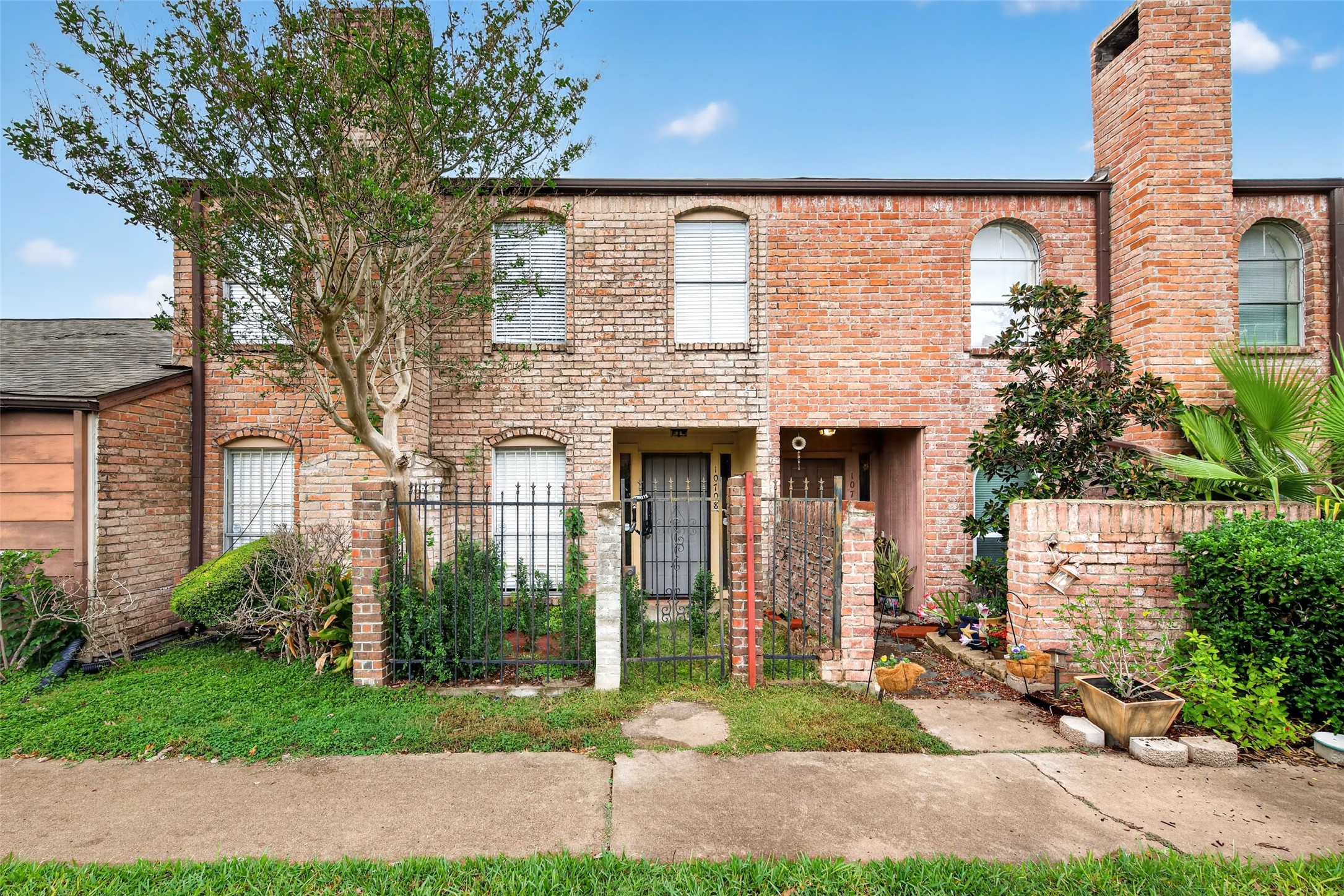 10708 Bexley Drive, Houston, TX 77099