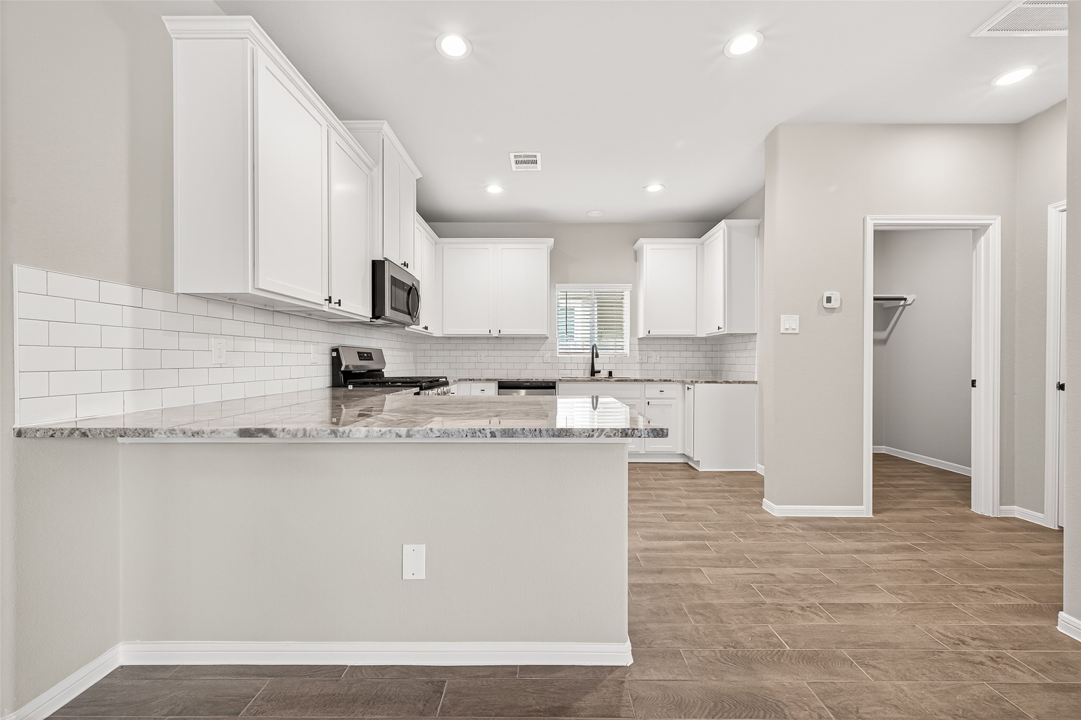 316 Stone Placa Trail, Brookshire, TX 77423