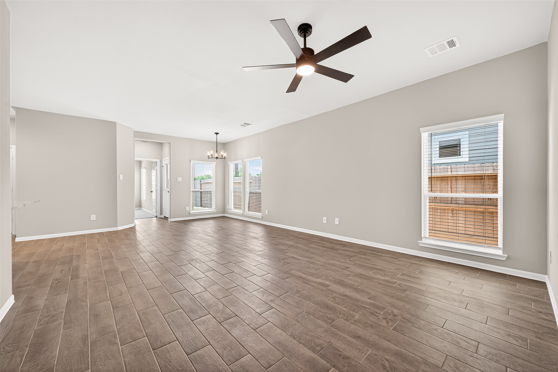 316 Stone Placa Trail, Brookshire, TX 77423