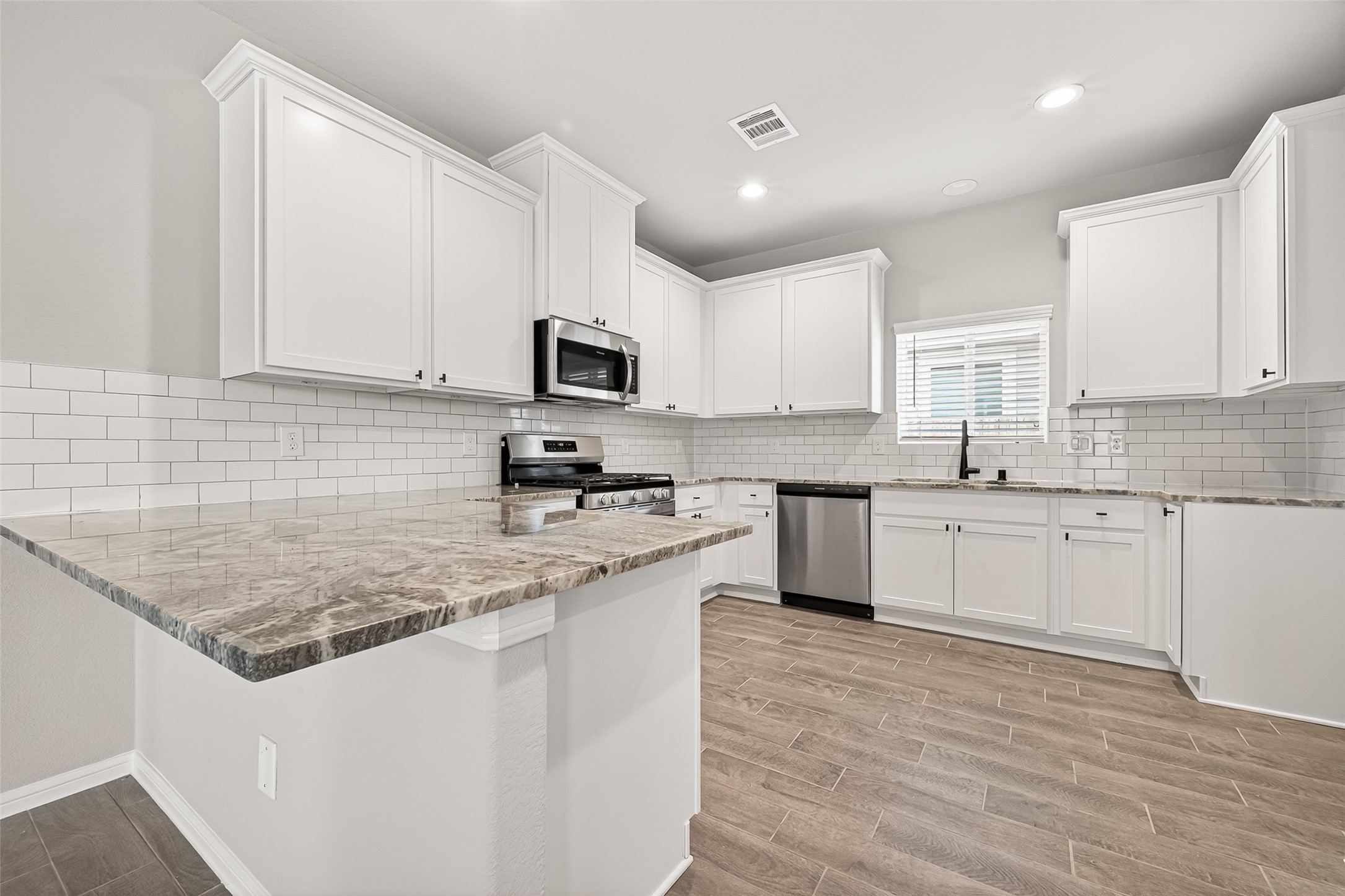 316 Stone Placa Trail, Brookshire, TX 77423