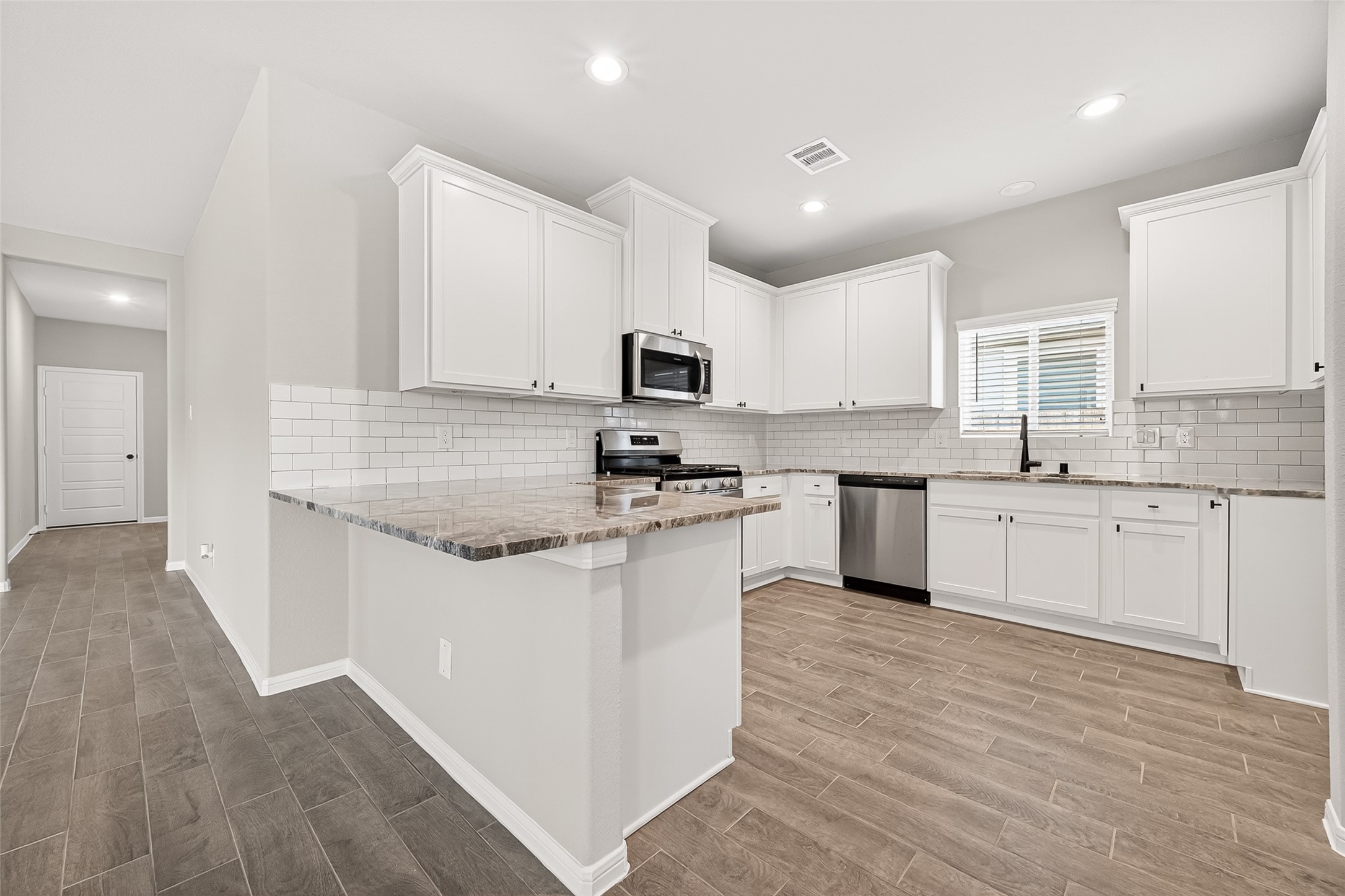 316 Stone Placa Trail, Brookshire, TX 77423