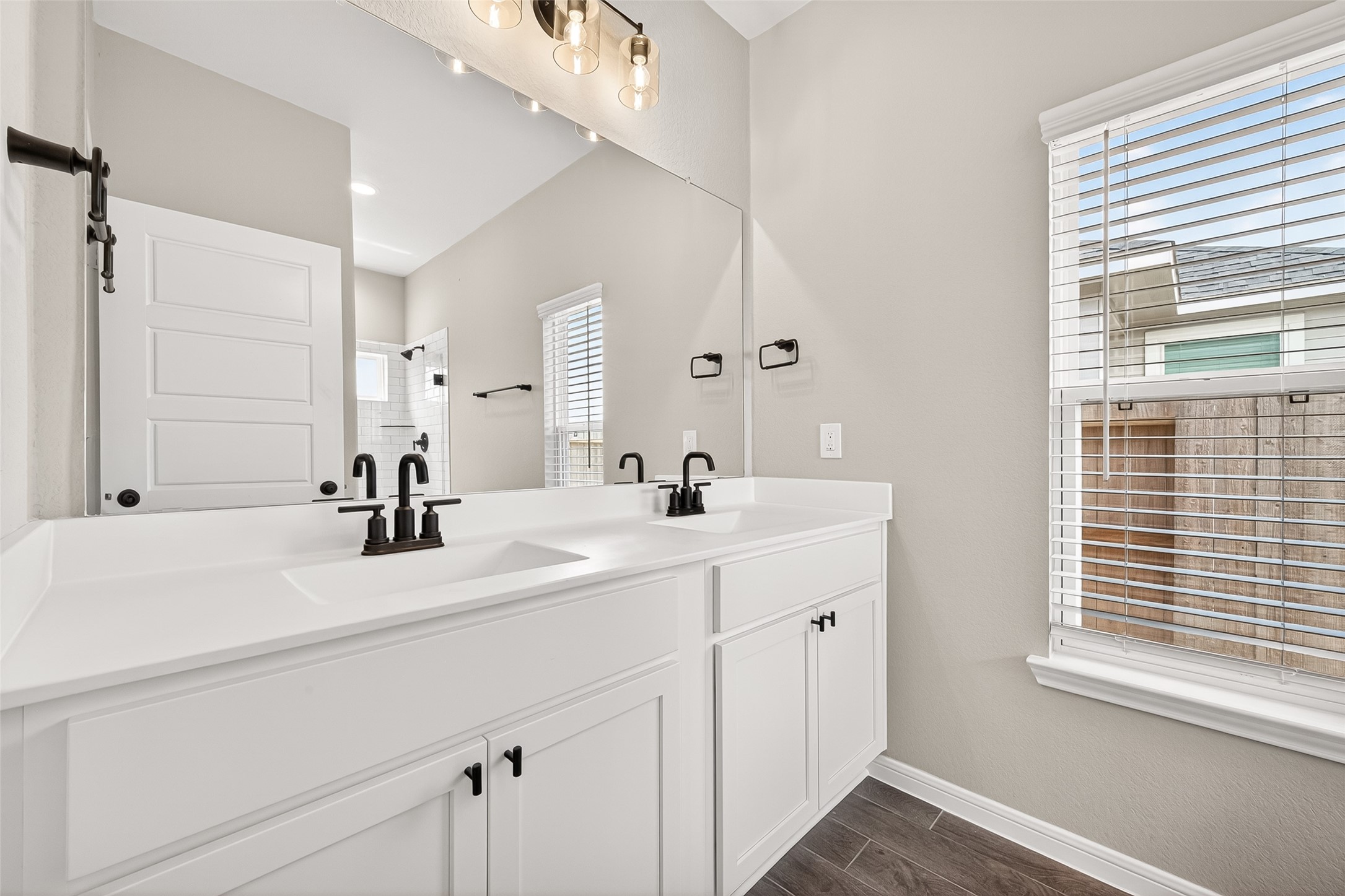 316 Stone Placa Trail, Brookshire, TX 77423