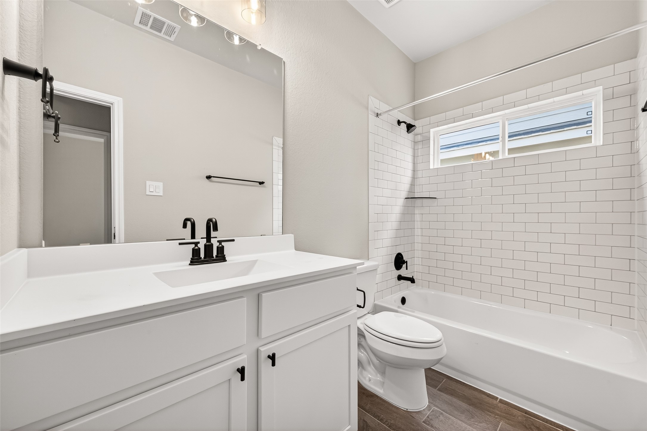 316 Stone Placa Trail, Brookshire, TX 77423