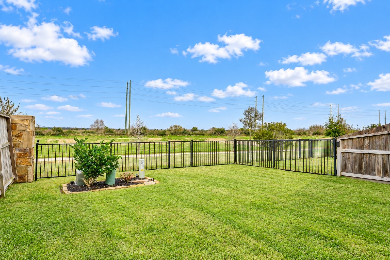 Walking trailing to enjoy the lifestyle of Cross Creek Ranch