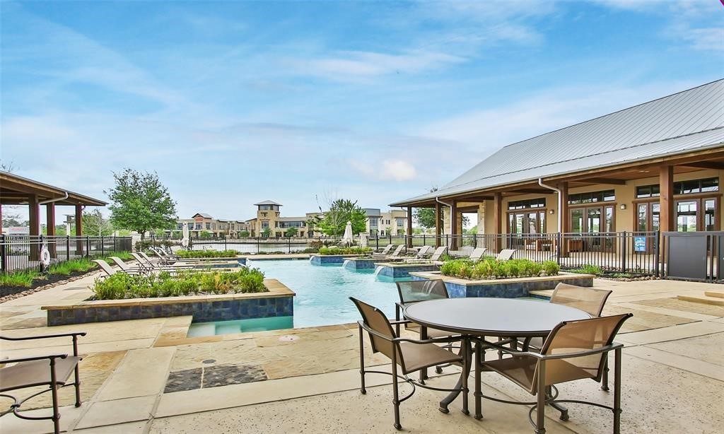 18203 Burnett Willow Lane, Cypress, TX 77433