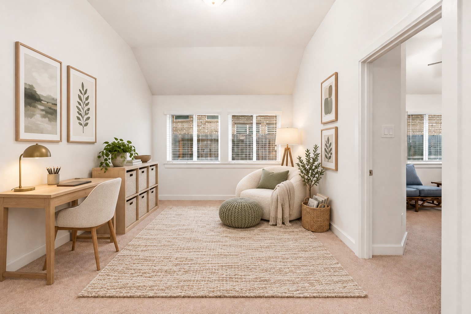 Flex Room between 2 bedrooms and across from the secondary full bath. Virtually Staged