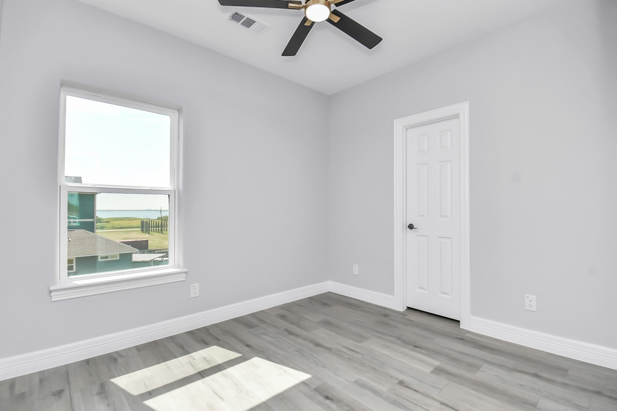 1008 20th Street, Dickinson, TX 77539