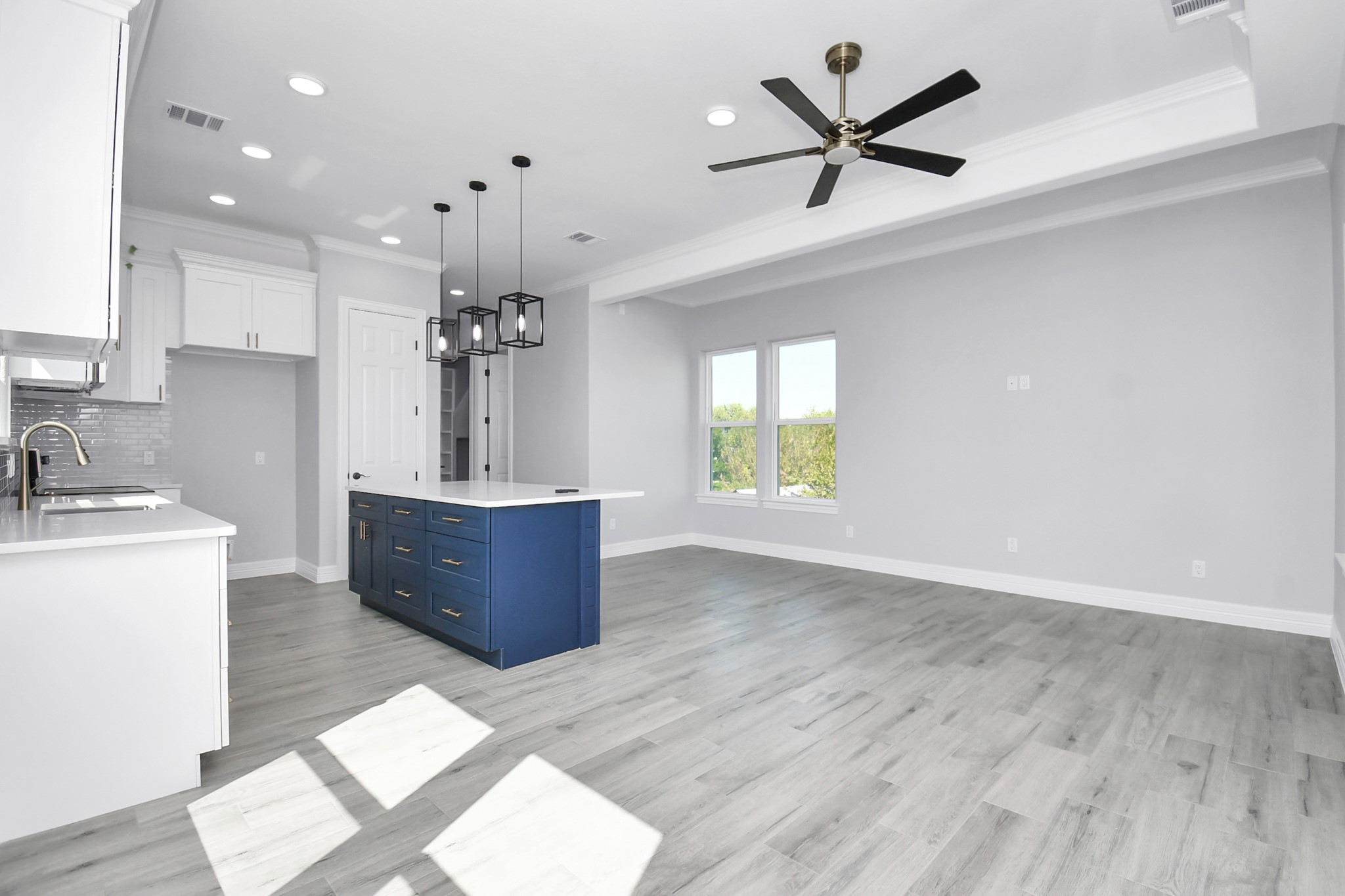 1008 20th Street, Dickinson, TX 77539