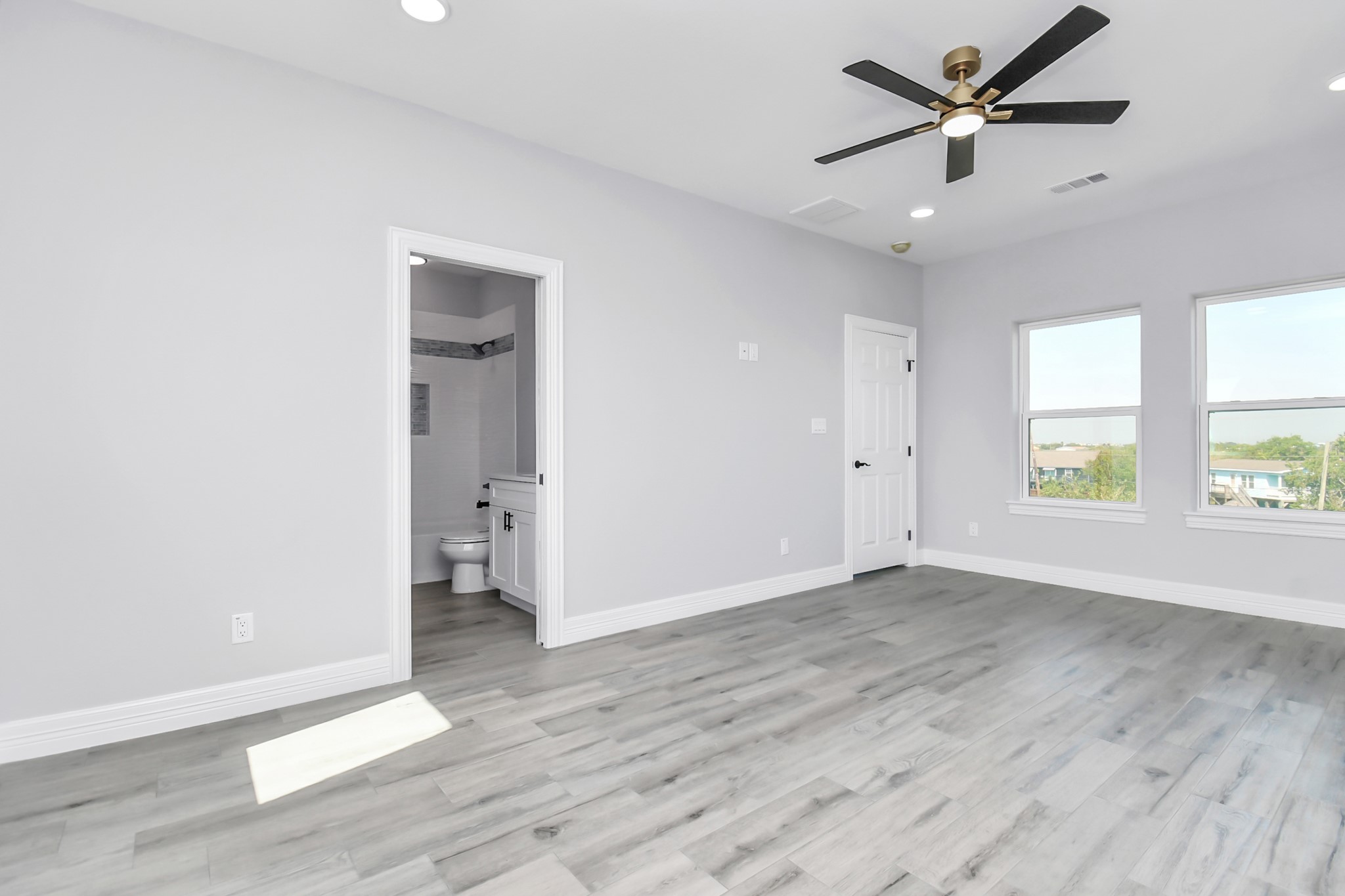 1008 20th Street, Dickinson, TX 77539