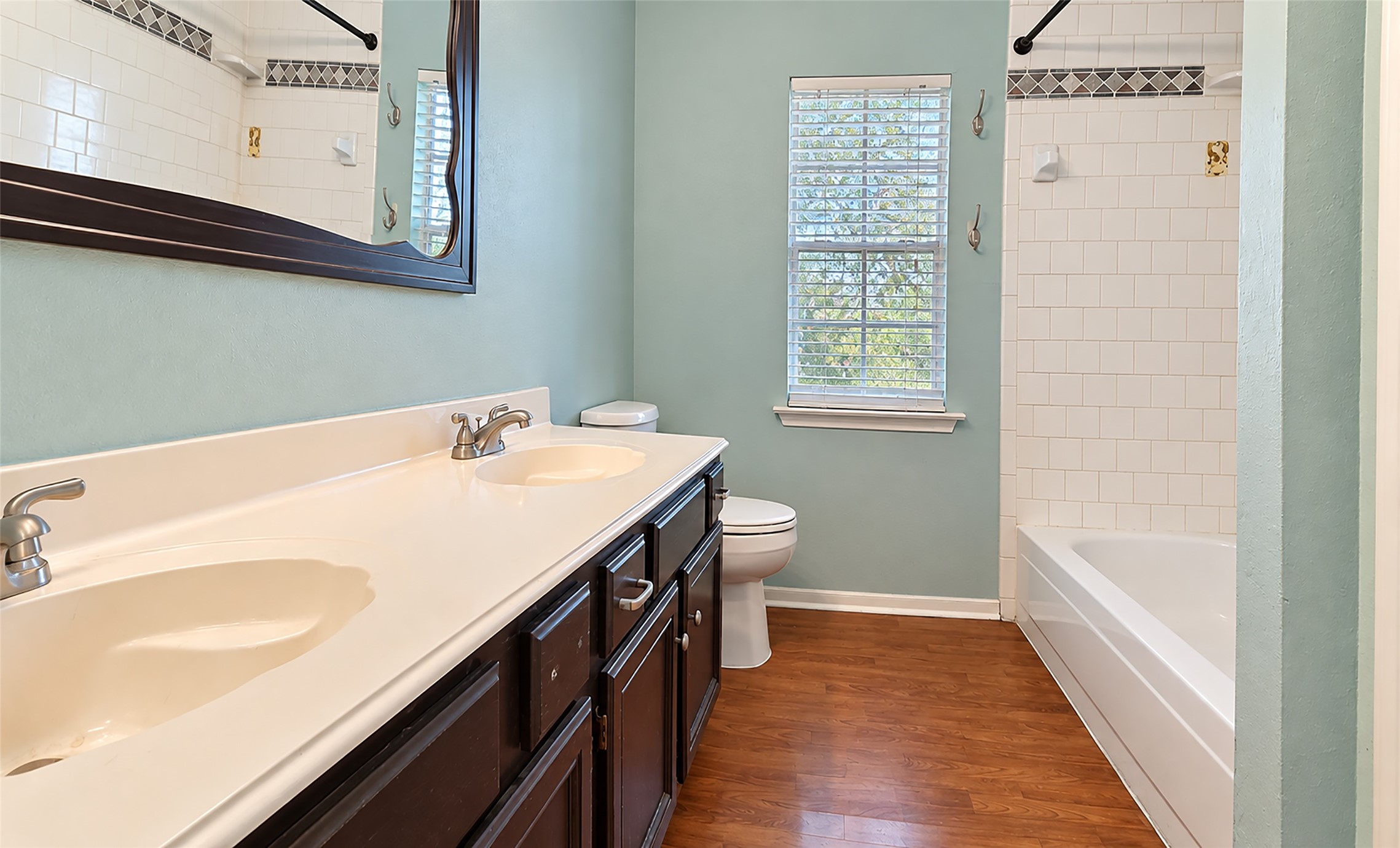 5304 Spring Branch Drive, Pearland, TX 77584